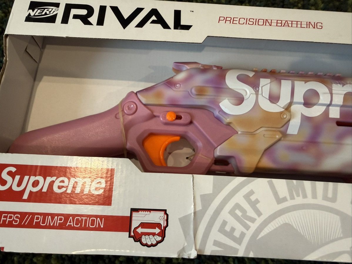 Supreme Supreme x Nerf Rival Takedown XX-800 Blaster Pink Camo NEW Size ONE SIZE - 7 Thumbnail