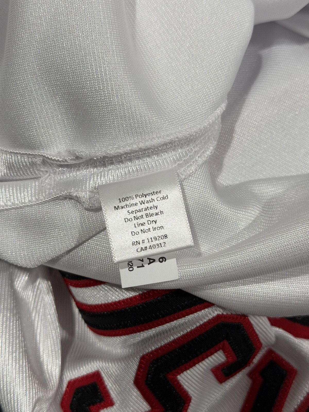Mitchell & Ness Mitchell & Ness x NBA White Allen Iverson 2001 Sixers Jersey Size US M / EU 48-50 / 2 - 11 Thumbnail