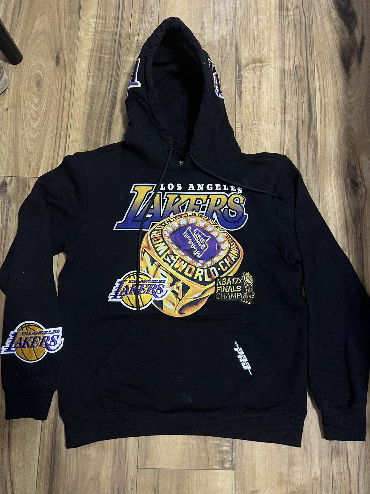 Pro Standard Pro Standard Los Angeles Lakers World Champions Hoodie Size US S / EU 44-46 / 1 - 1 Thumbnail