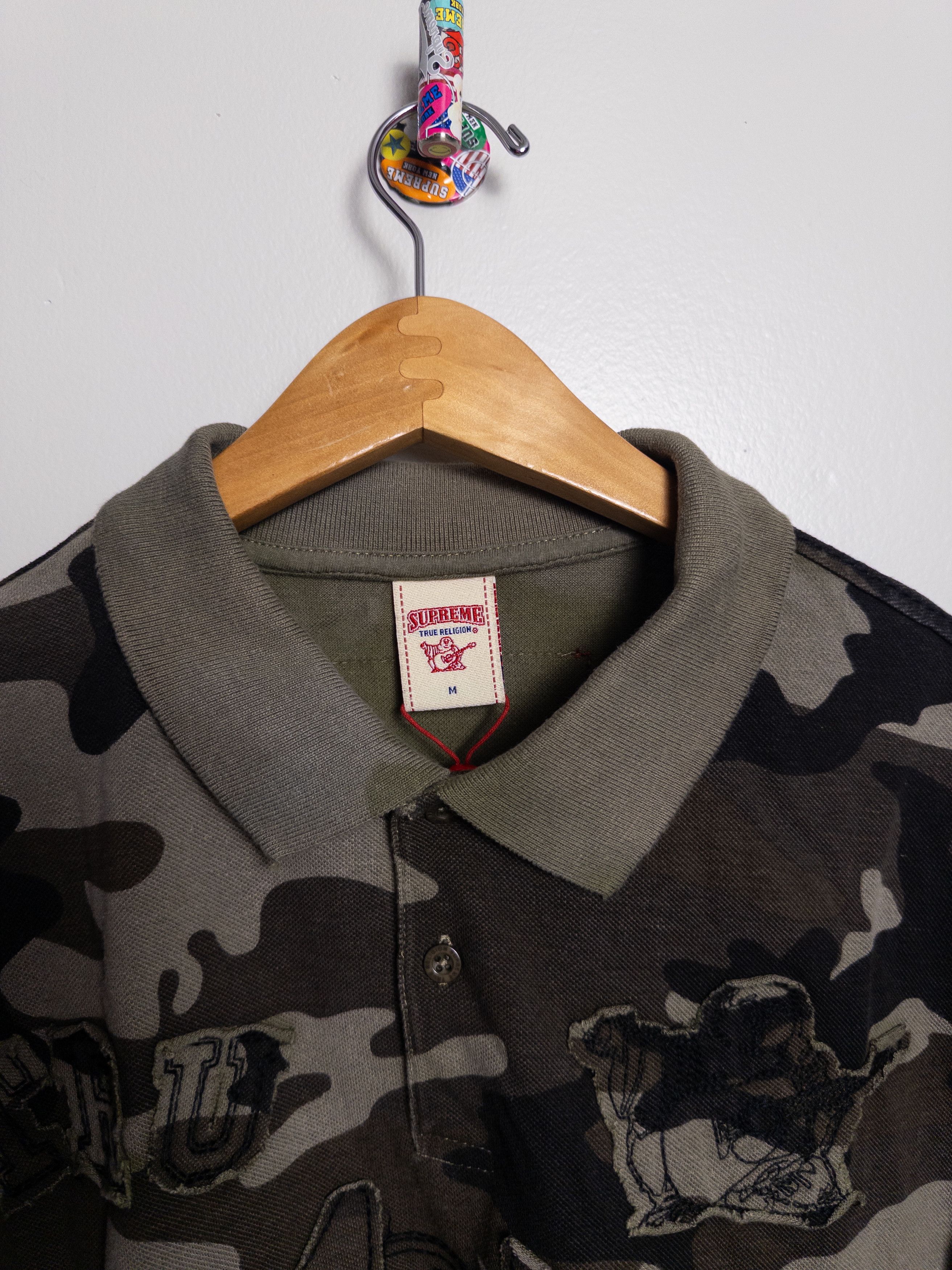 Supreme × True Religion APPLIQUE POLO OLIVE CAMO Size US M / EU 48-50 / 2 - 5 Thumbnail