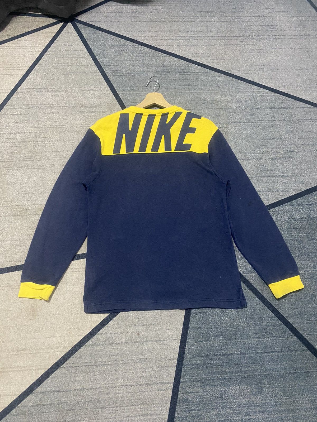 Nike Nike sweatshirt Crewneck Spellout Small Swoosh xS Size US XS / EU 42 / 0 - 2 Thumbnail