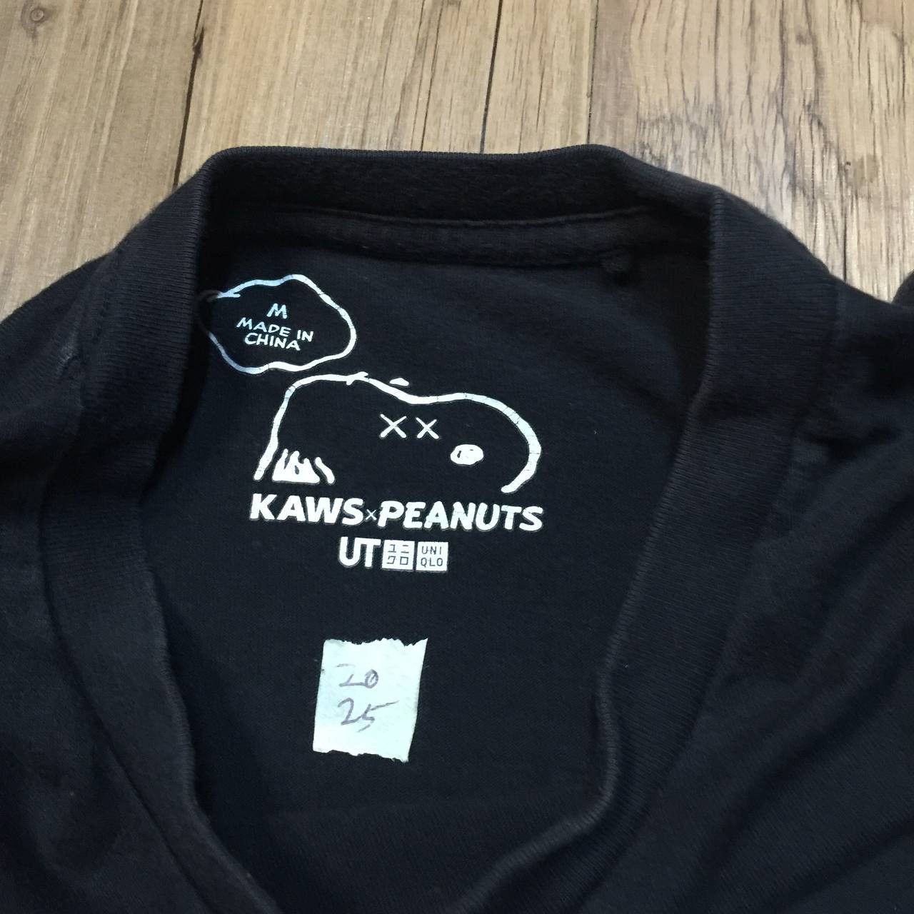 Japanese Brand × Kaws × Peanuts KAWS x PEANUTS Joe Kaws Tshirt Size US M / EU 48-50 / 2 - 3 Thumbnail