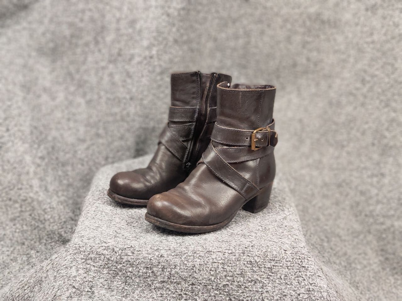 MoMA Moma Handmade Leather Shoes Buckle Wide Width Ankle Boots Size US 5 / IT 35 - 7 Thumbnail