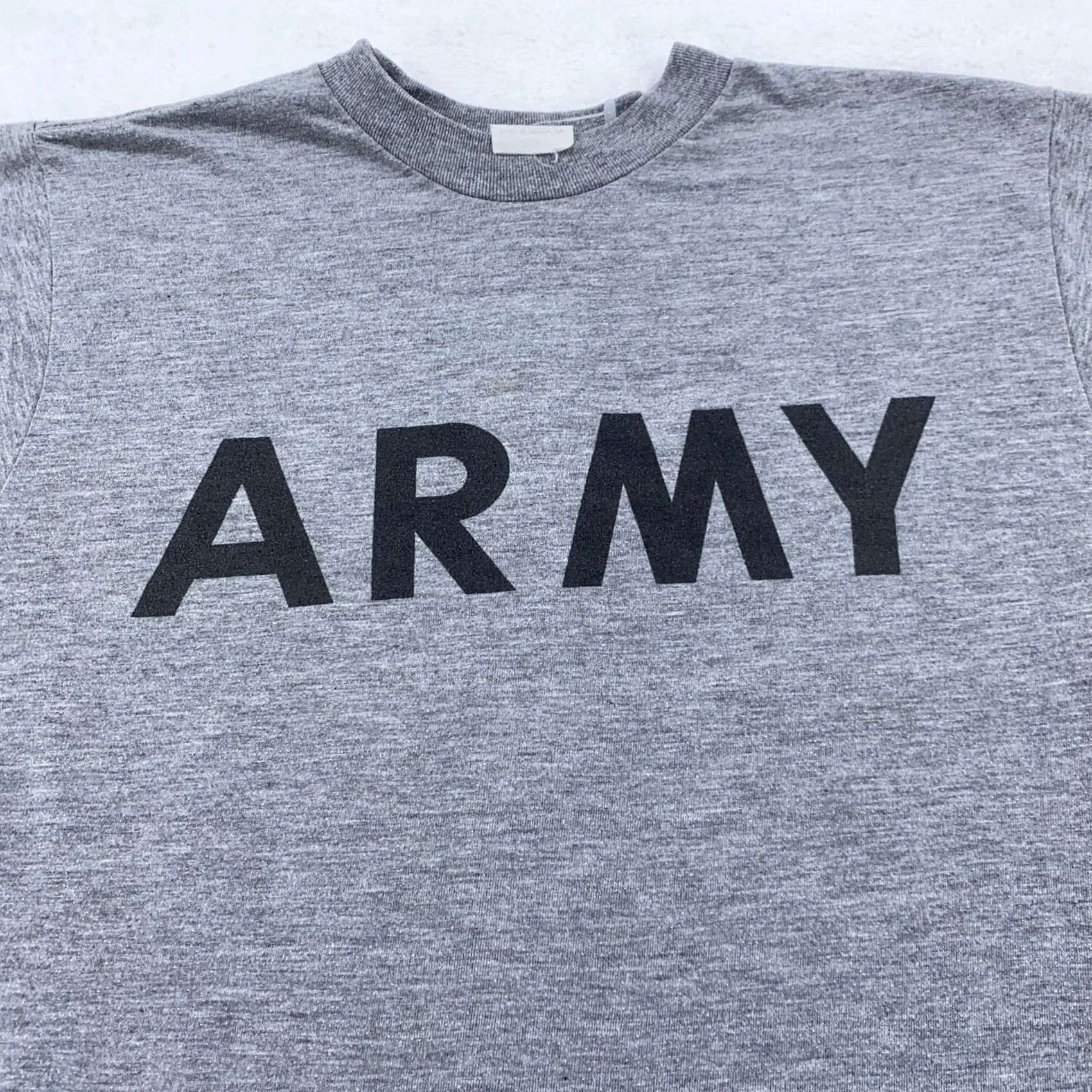Vintage VINTAGE US Army Gray Physical Fitness T-Shirt Small UNICOR Men PT Tee Military Training Shirt Mens XS? Size US S / EU 44-46 / 1 - 2 Thumbnail