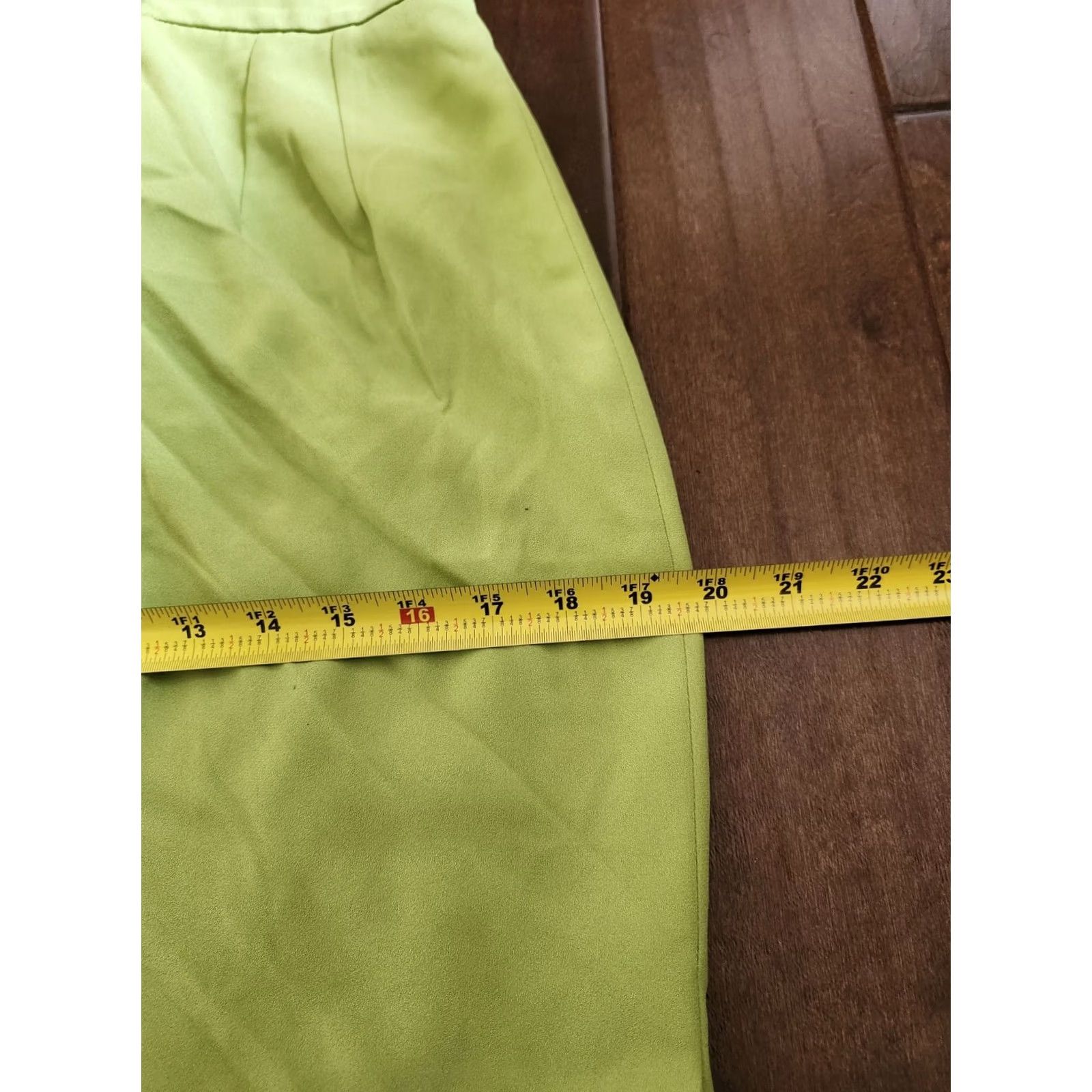 Vintage Tahari Women's Green Slit Pencil Skirt - Size 10 Size 32" / US 10 / IT 46 - 7 Thumbnail