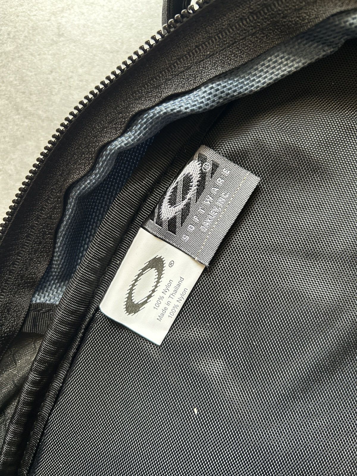 Oakley 2000s Oakley Icon Backpack 2.0 Tactical Size ONE SIZE - 6 Thumbnail