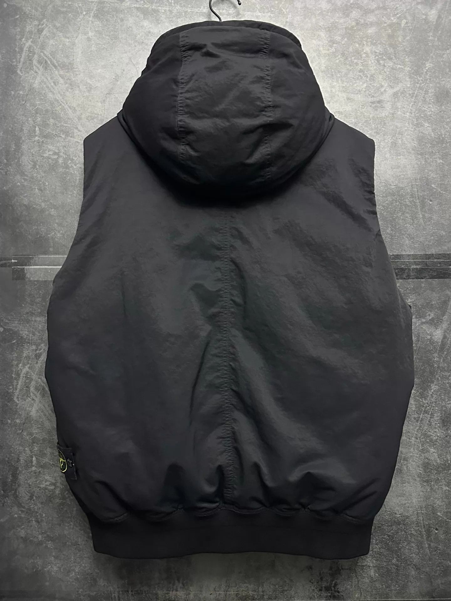 Stone Island Stone Island 23FW Ghost Opaque Down Vest Black L Size US L / EU 52-54 / 3 - 3 Thumbnail