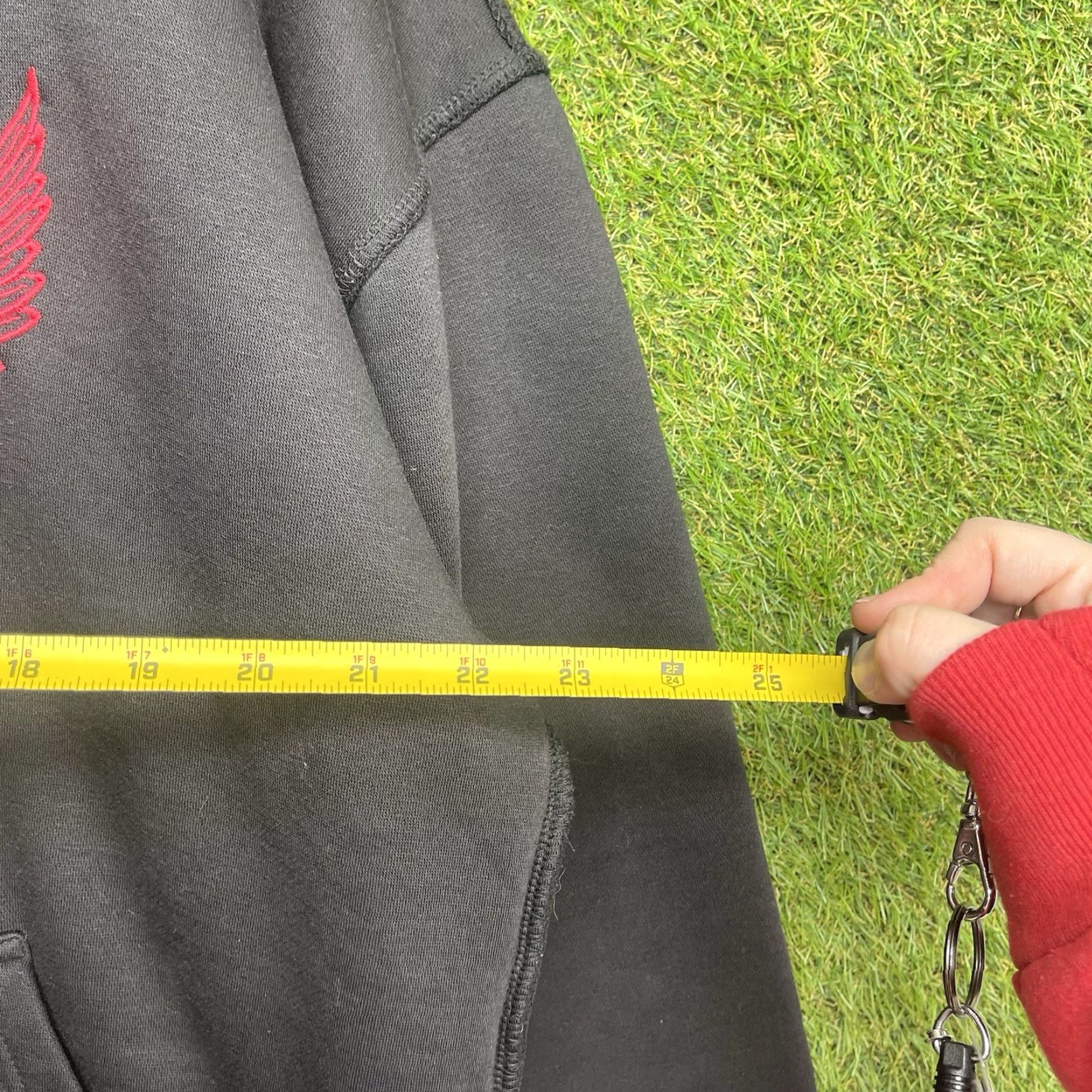Vintage VINTAGE Redrum Immortal Hoodie Mens Small Black Pullover Heavy Thick Wings y2k Grunge Size US S / EU 44-46 / 1 - 7 Thumbnail