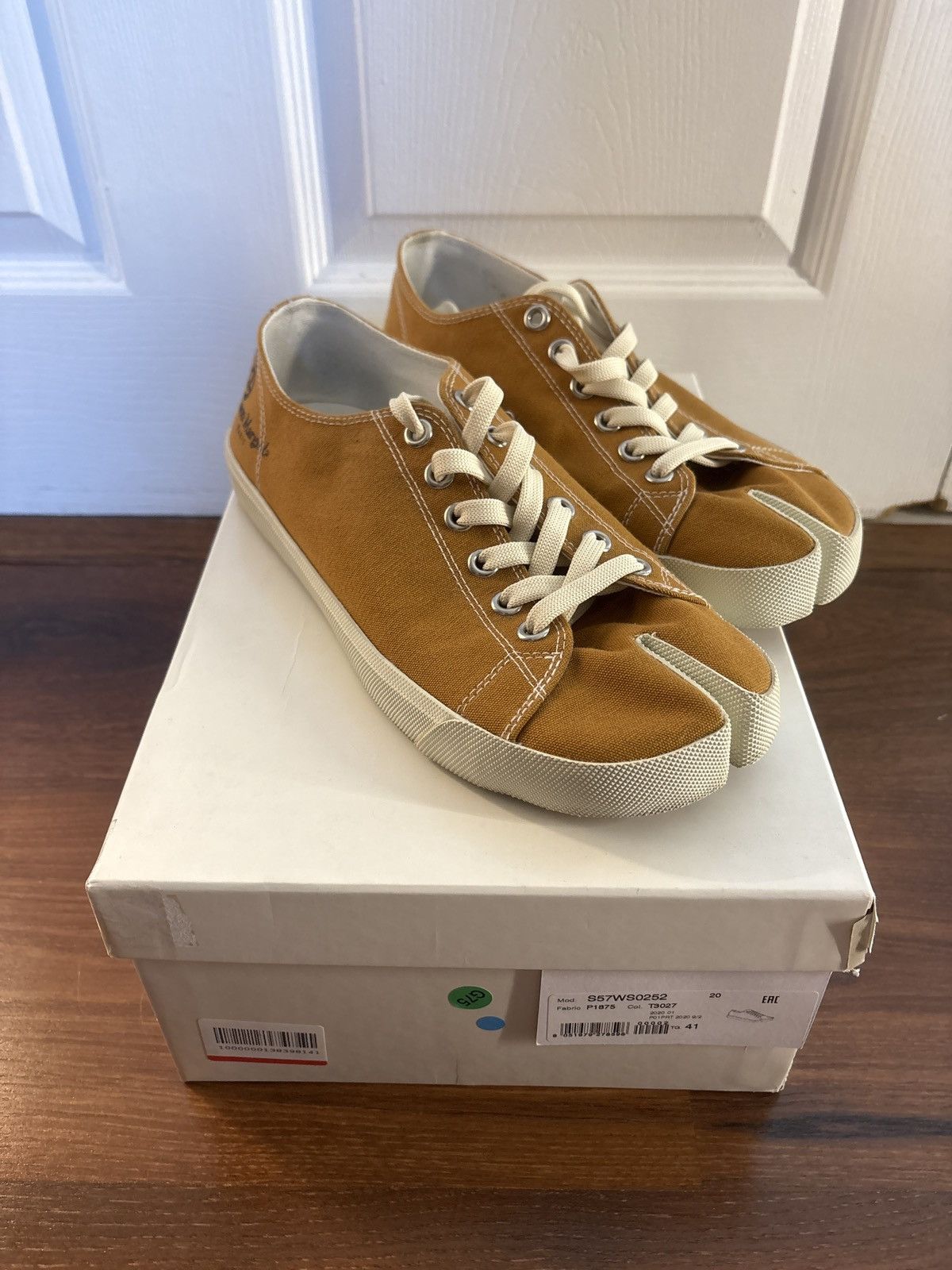Maison Margiela Low Top Tabi Sneakers Size US 8.5 / EU 41-42 - 1 Thumbnail