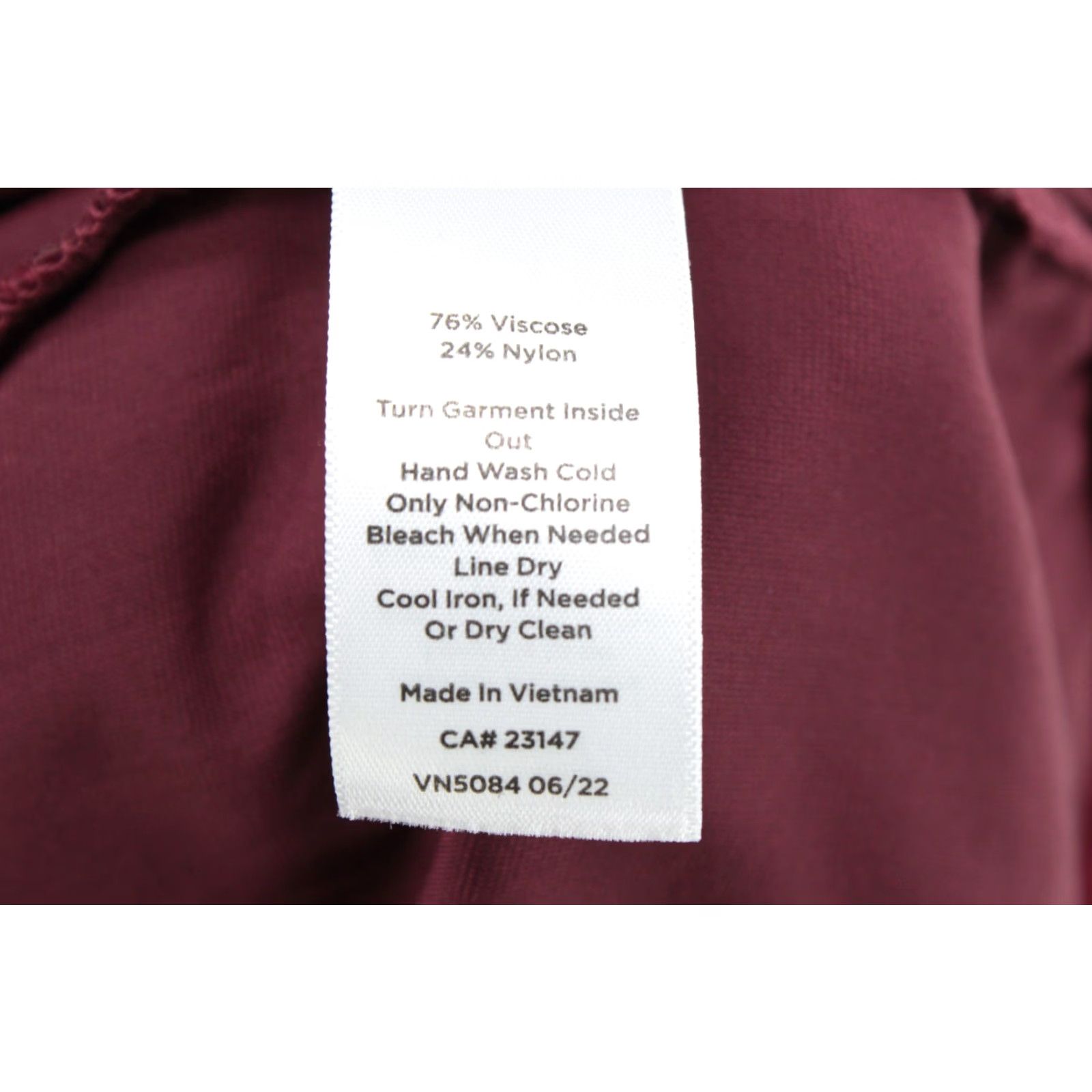 Talbots Talbots Blouse Women's Red Velvet Long Sleeve Button Up Christmas M Regular Size M / US 6-8 / IT 42-44 - 6 Thumbnail