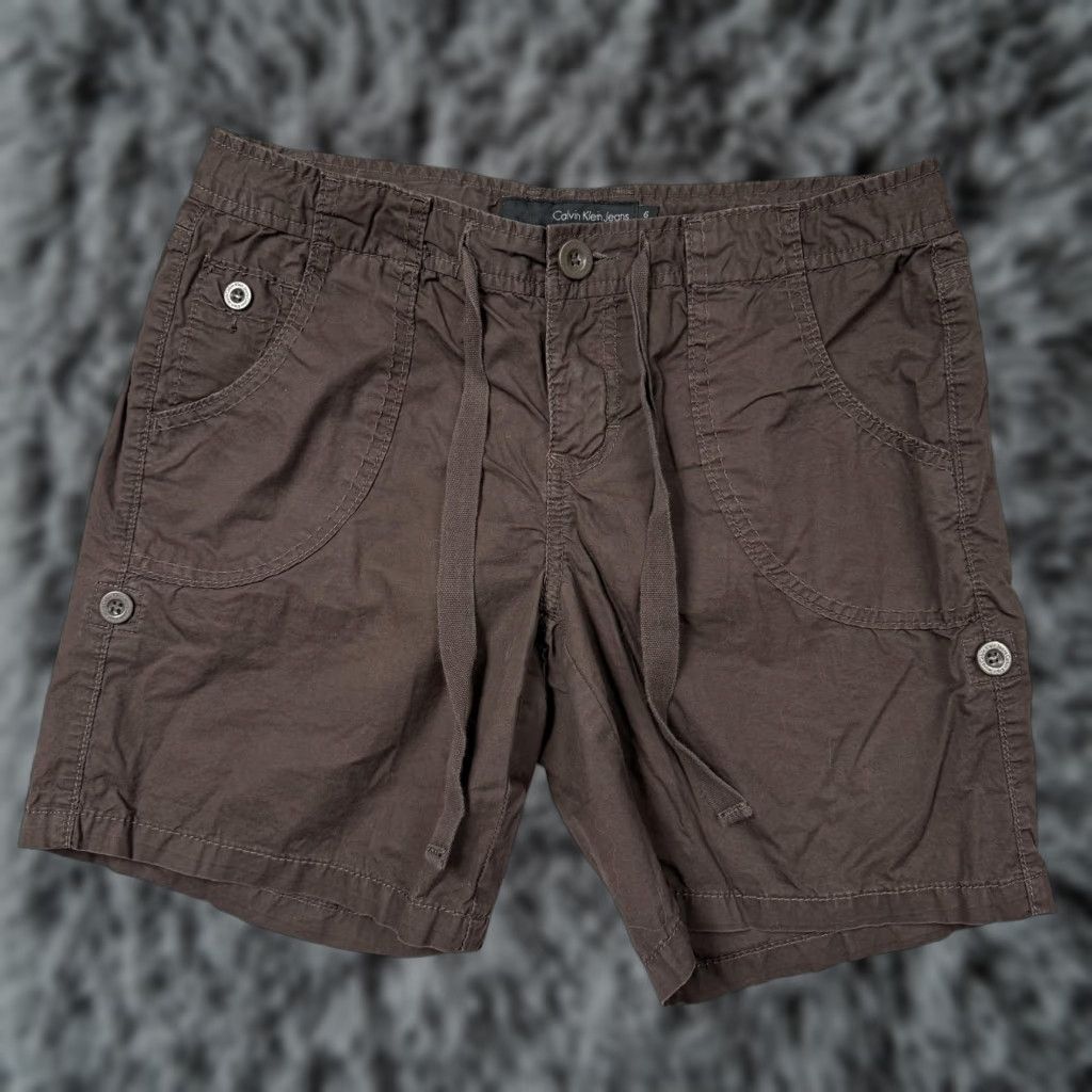 Vintage VINTAGE Calvin Klein Womens Shorts 6 Brown Drawstring Pockets Casual 7 Inseam 100% Cotton Mens? Wait. Size 28" / US 6 / IT 42 - 1 Thumbnail