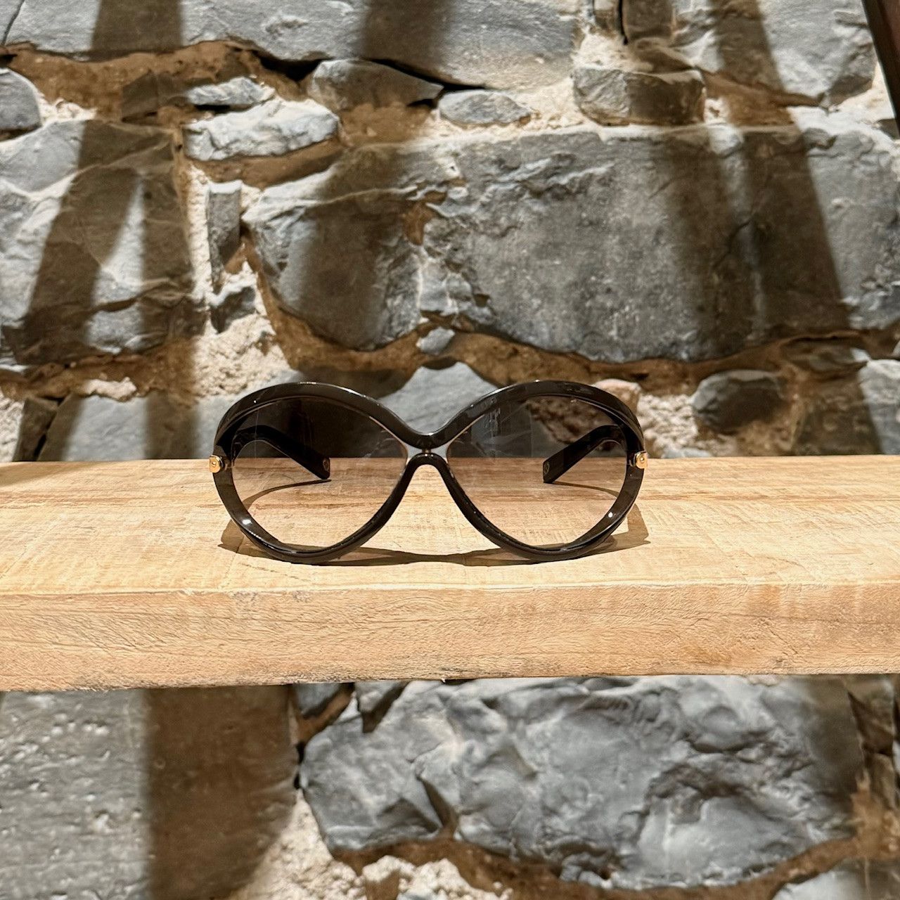 Louis Vuitton Louis Vuitton Z0415W Brown Oval Daphne Sunglasses Size ONE SIZE - 3 Thumbnail