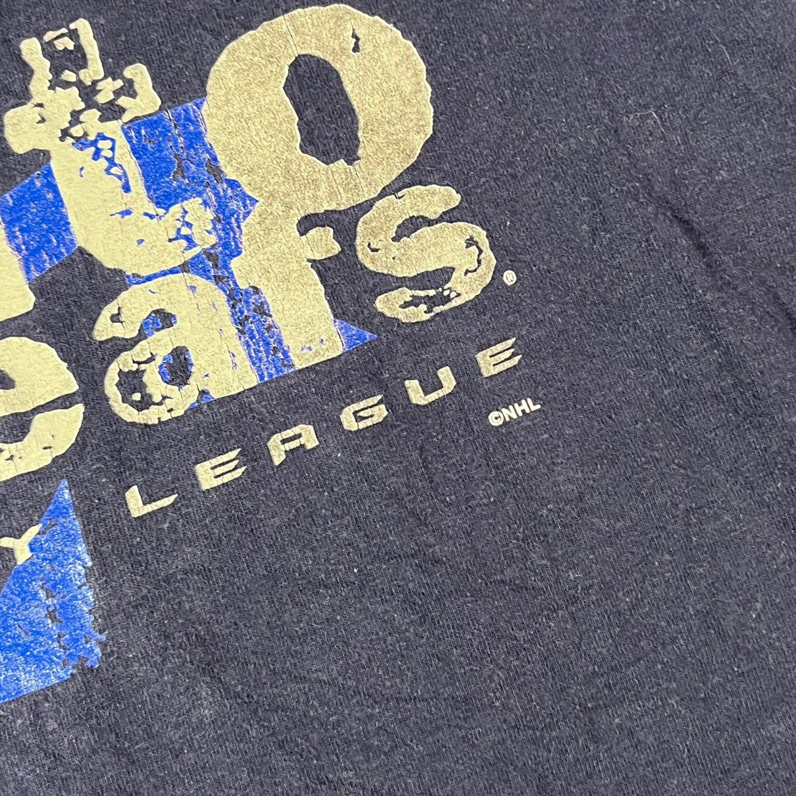 Vintage 2000’s Puma NHL Toronto Maple Leafs Graphic Tshirt L / XL Size US XL / EU 56 / 4 - 3 Thumbnail