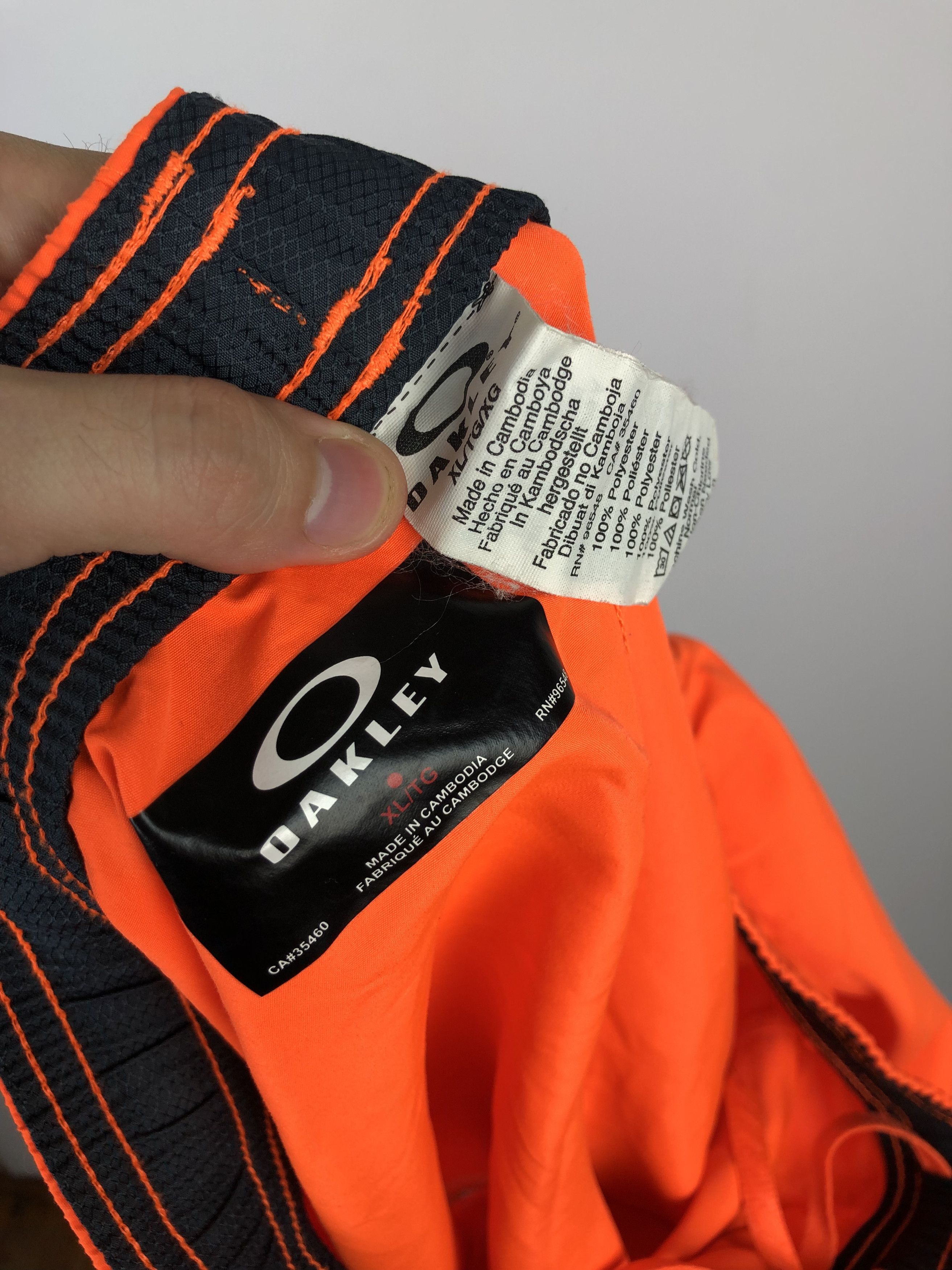 Oakley Oakley Orange Shorts size XL Size US 35 - 8 Thumbnail