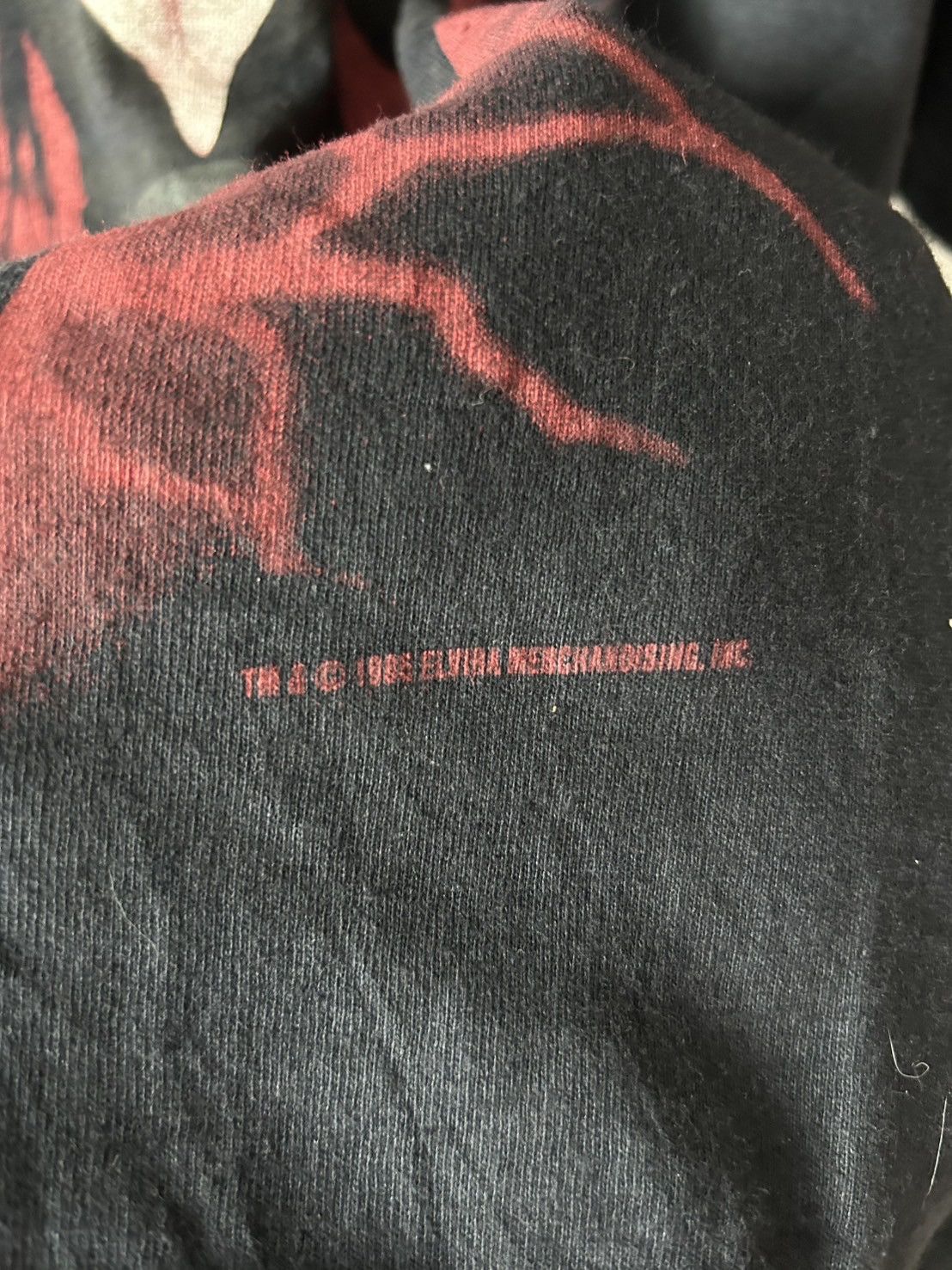 Vintage Elvira: Mistress of the Dark t shirt 80’ Size US XL / EU 56 / 4 - 3 Thumbnail