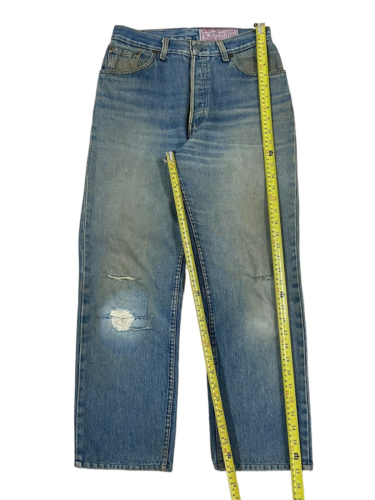 Levi's Vintage 80s Levi’s Button Fly Distressed Blue Wash Mom Jeans Size 28" / US 6 / IT 42 - 17 Thumbnail