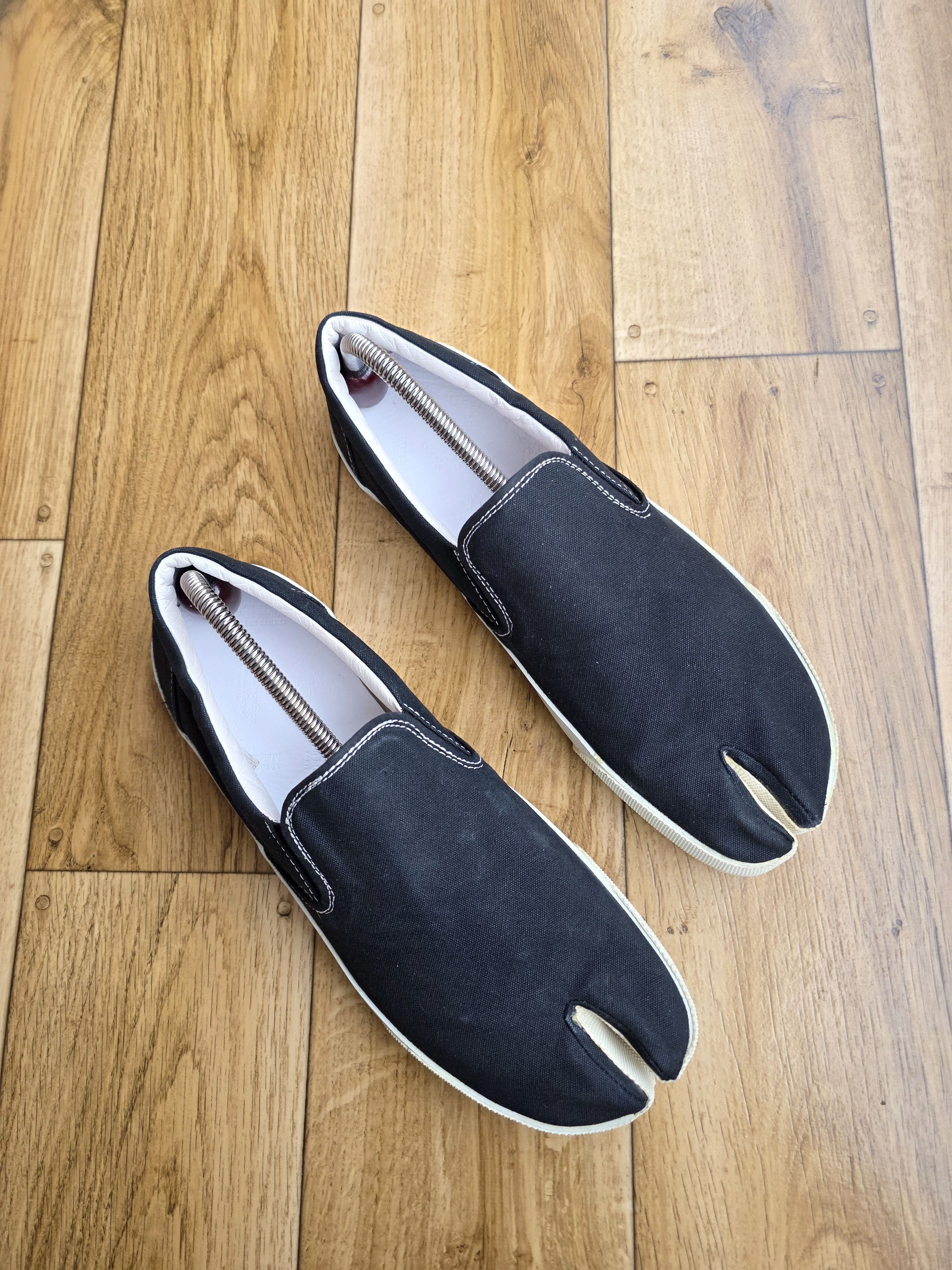 Maison Margiela Maison Margiela Tabi Canvas Size US 11 / EU 44 - 1 Thumbnail