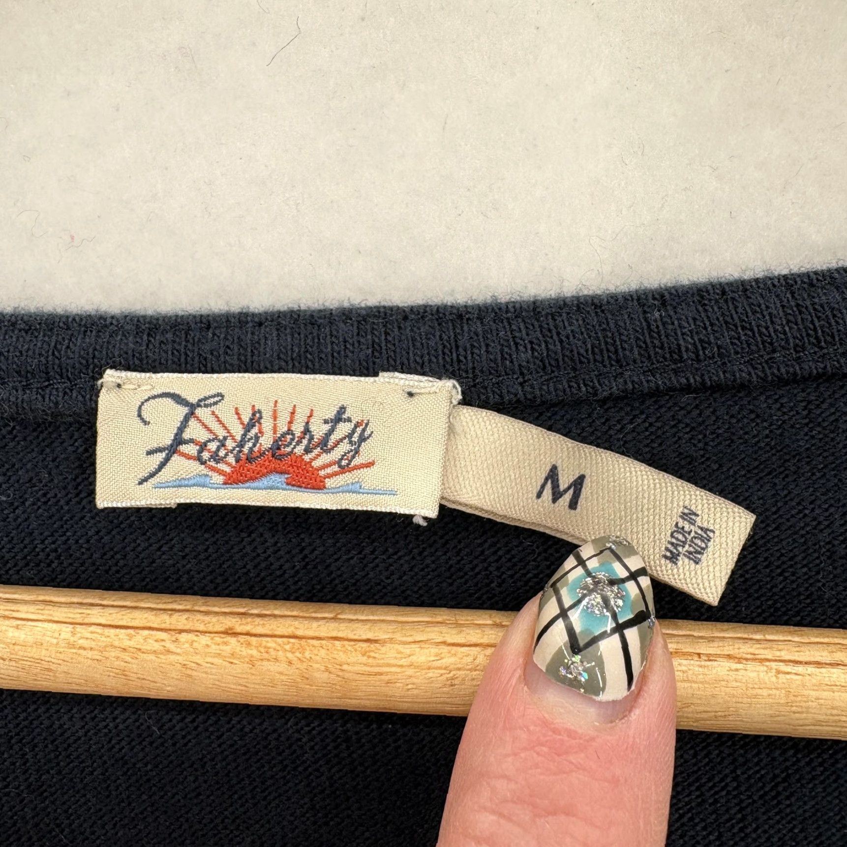 Faherty Faherty Shirt Womens Medium Navy White Stripe Boat Neck Cotton Top Nautical Size M / US 6-8 / IT 42-44 - 4 Thumbnail