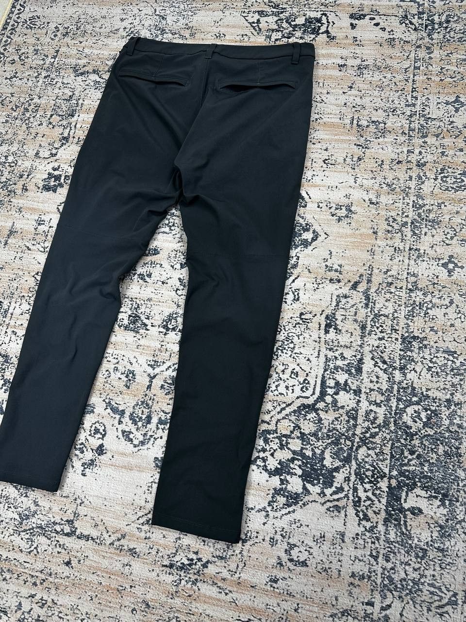 Lululemon Lululemon Tech Sport Chino Pants Size 33 Size US 33 - 13 Thumbnail