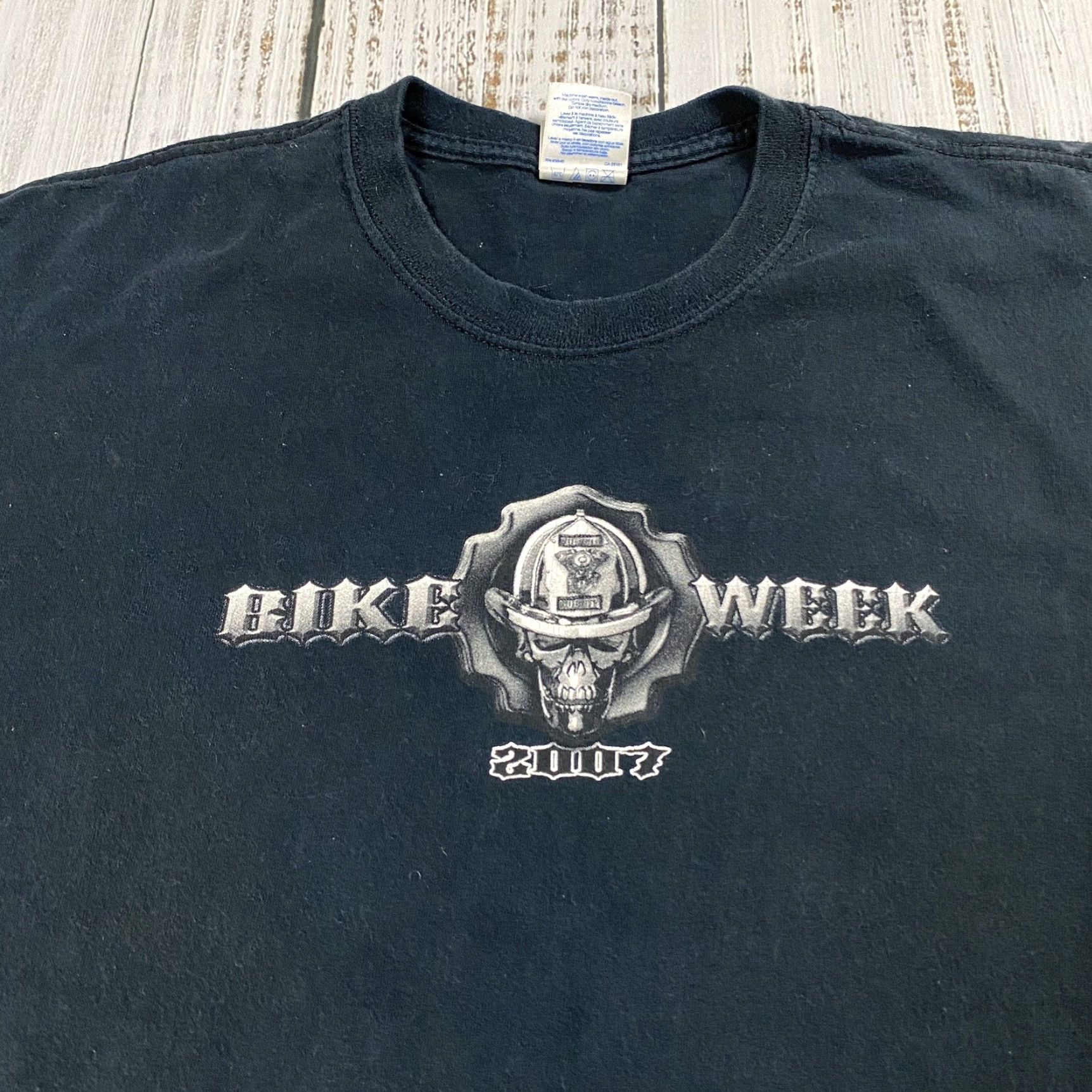 Vintage VTG Harley-Davidson Motorcycle T-Shirt Black XL Crew Neck Men 2000s Biker Rescue Firefighter Graphic Vintage Size US XL / EU 56 / 4 - 2 Thumbnail