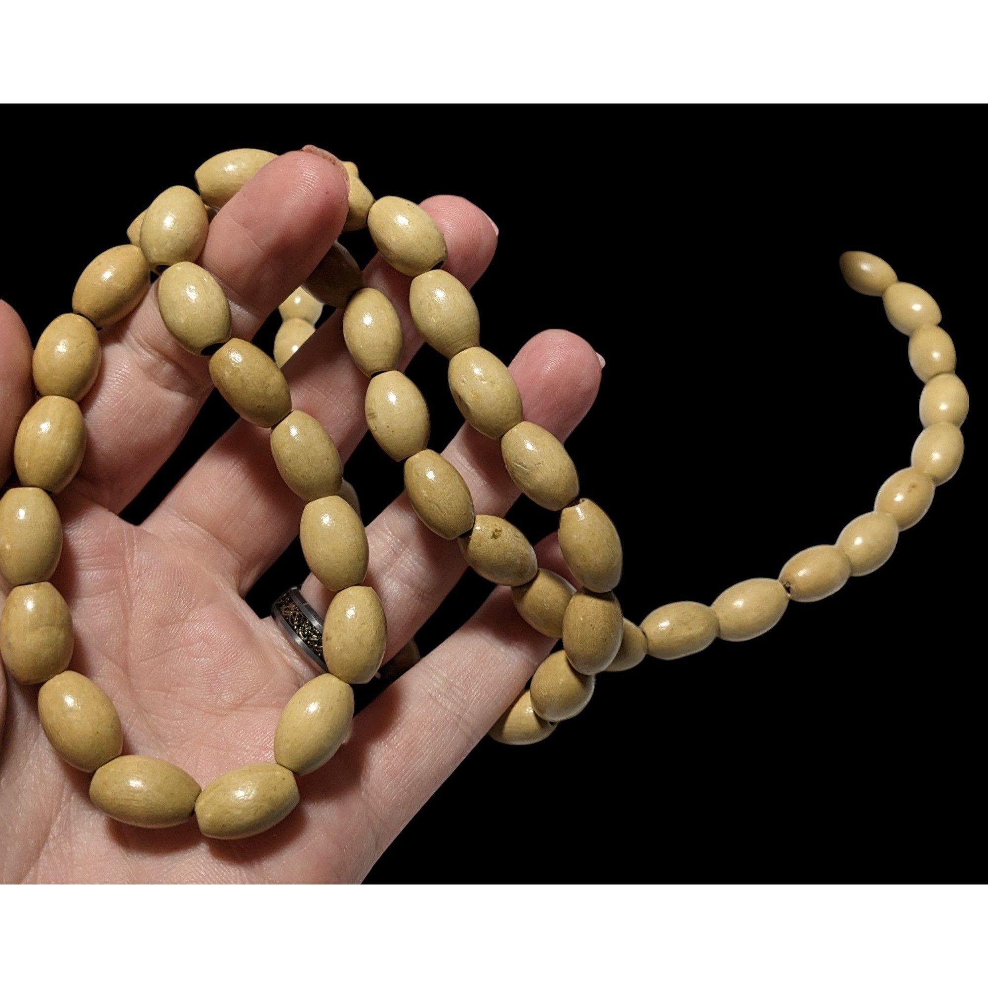 Other Retro Beige Casual Wooden Beaded Necklace Size ONE SIZE - 4 Thumbnail