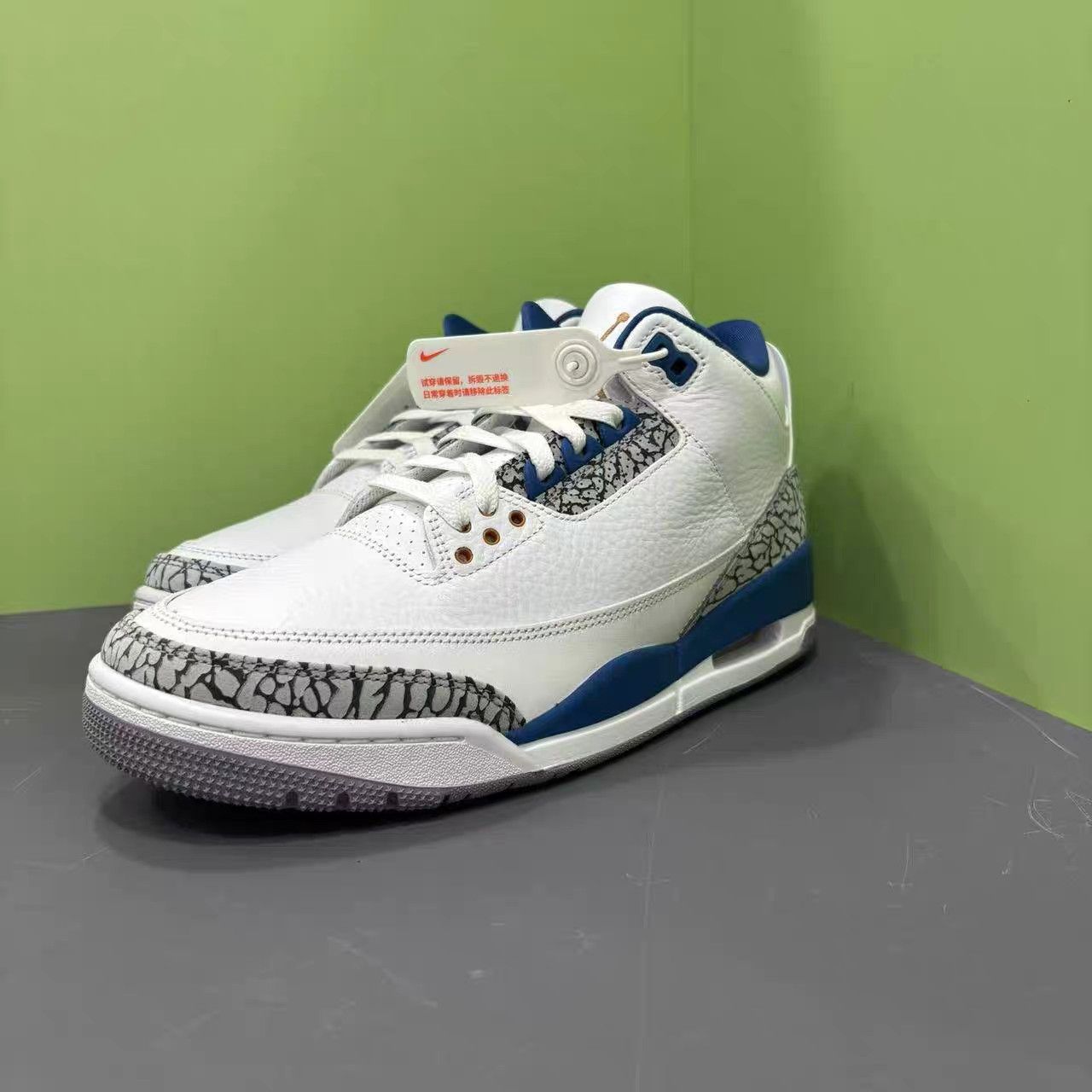Jordan Brand Air Jordan 3 Basketball Shoes K15 Size US 10 / EU 43 - 1 Thumbnail