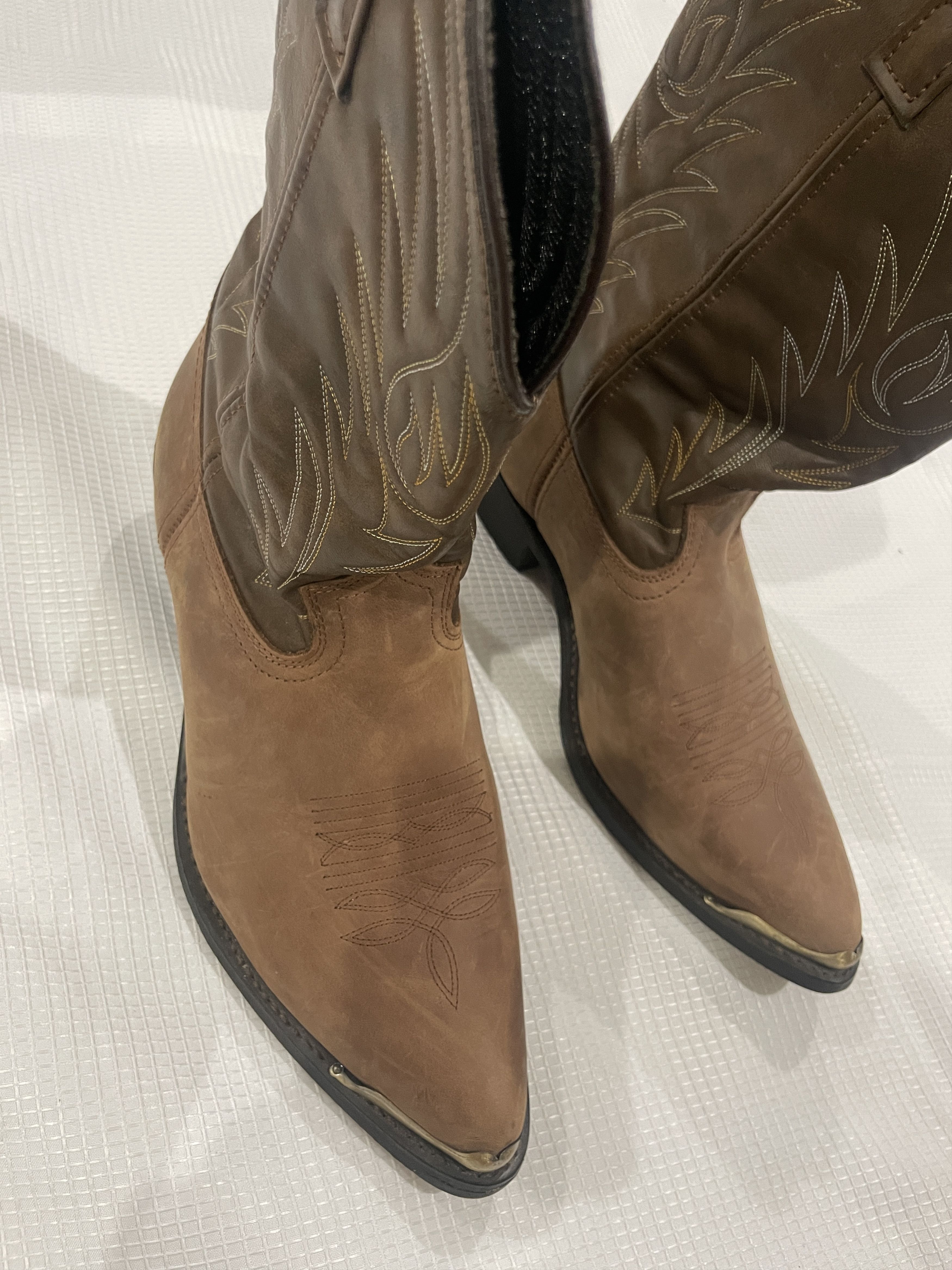 Other Laredo 6771 Nashville Silver Toe Cowboy Boot size 11.5 EW Size US 11.5 / EU 44-45 - 1 Thumbnail
