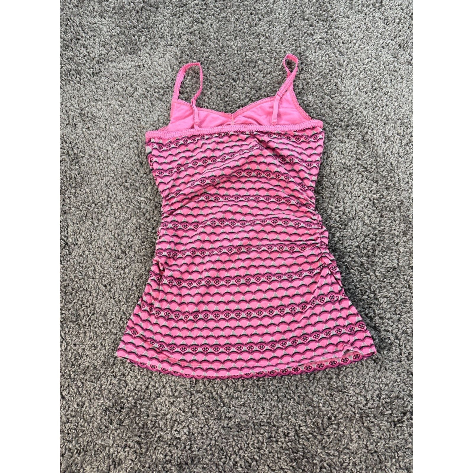 Express VINTAGE Express Camisole Top Womens Small Pink Geometric Lace Trim Y2K Tank Sleeveless V-Neck Girls? Size S / US 4 / IT 40 - 5 Thumbnail
