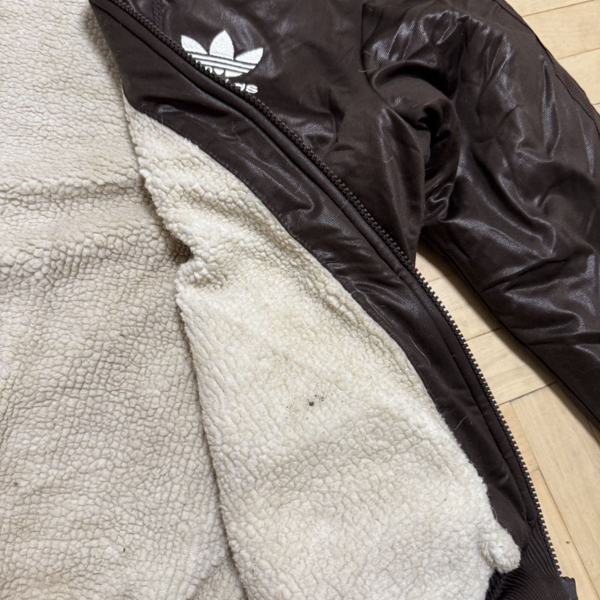 Adidas Vintage Adidas Chile 62 Fur Winter Avant Garde Track Jacket Size US M / EU 48-50 / 2 - 10 Thumbnail