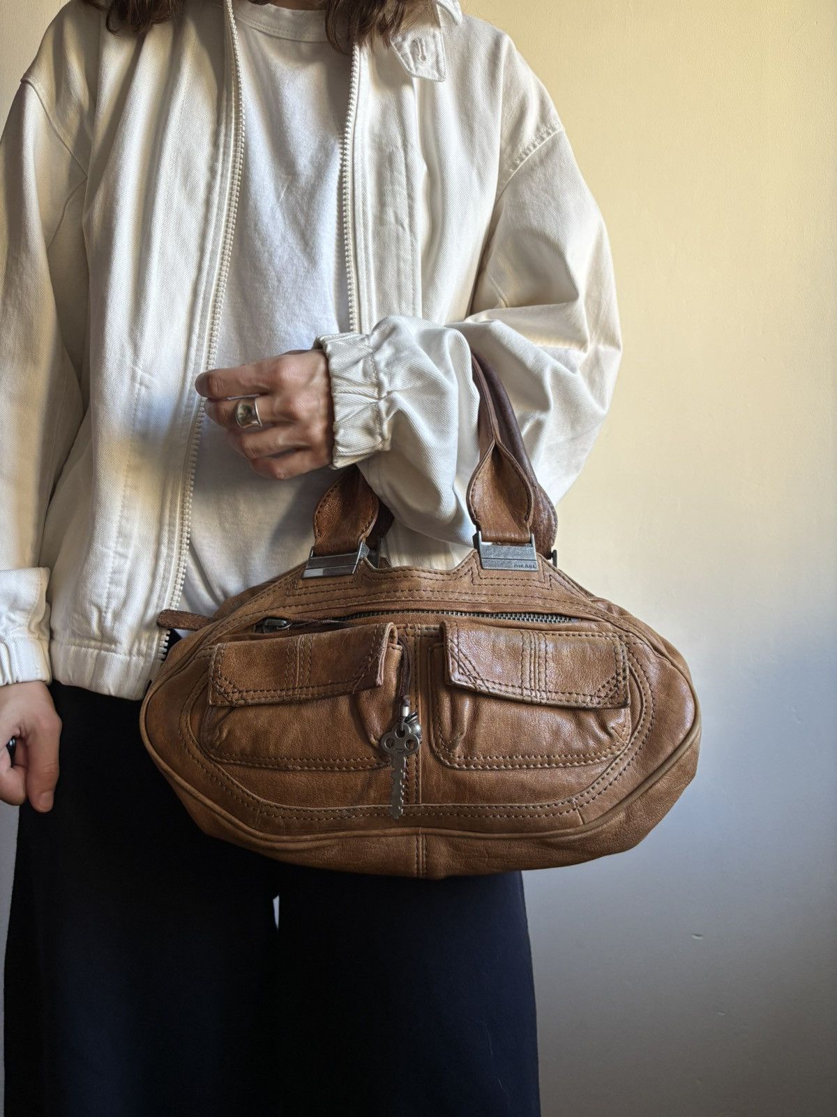 Diesel Vintage Diesel Genuine Leather Shoulder Bag Y2K rare Size ONE SIZE - 1 Thumbnail