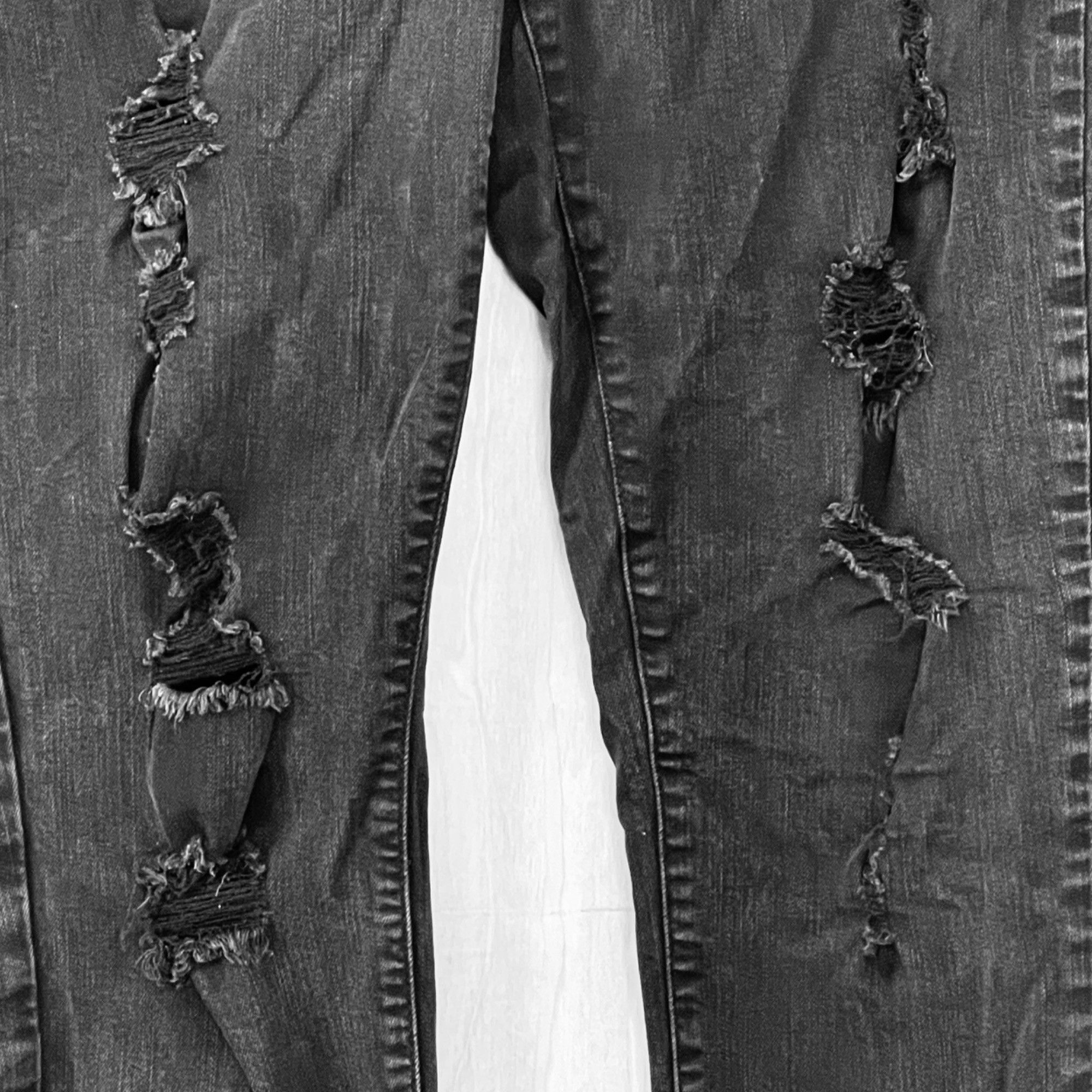 Torrid Women's Torrid Denim Jeans Stretch Distressed Ripped Size 18 Size 38" / US 16 / IT 52 - 3 Thumbnail