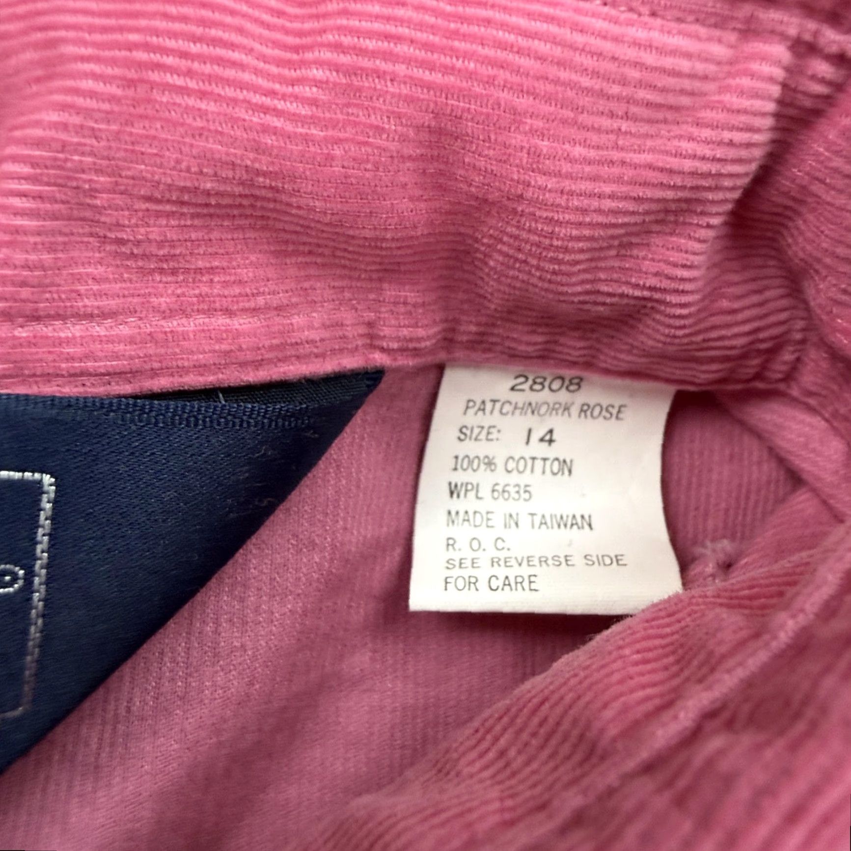Vintage Woolrich Shirt Women 14 Pink Corduroy Button-Front Long Sleeve Collared 100% Cotton Vintage? No (use correct) - Womens Apparel Size XL / US 12-14 / IT 48-50 - 4 Thumbnail