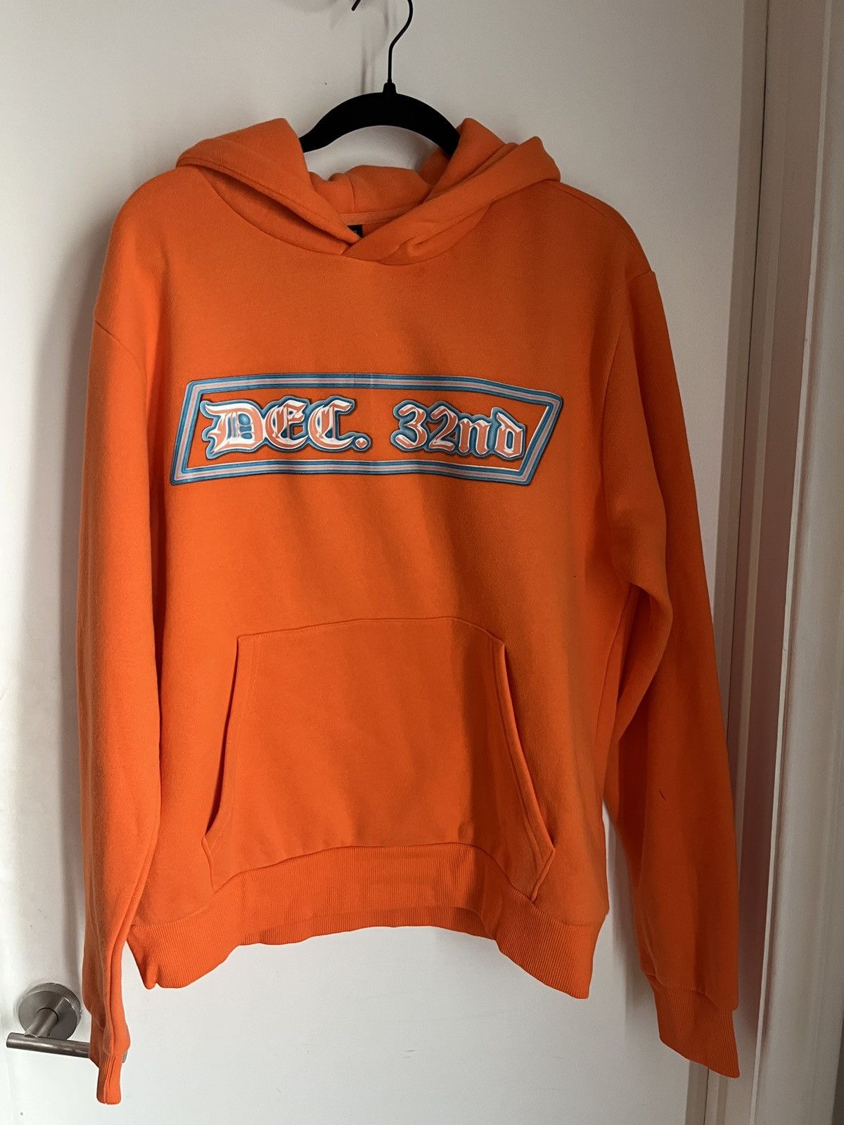Other NWOT December 32 Orange Sweatsuit Pants XL Size US XL / EU 56 / 4 - 1 Thumbnail
