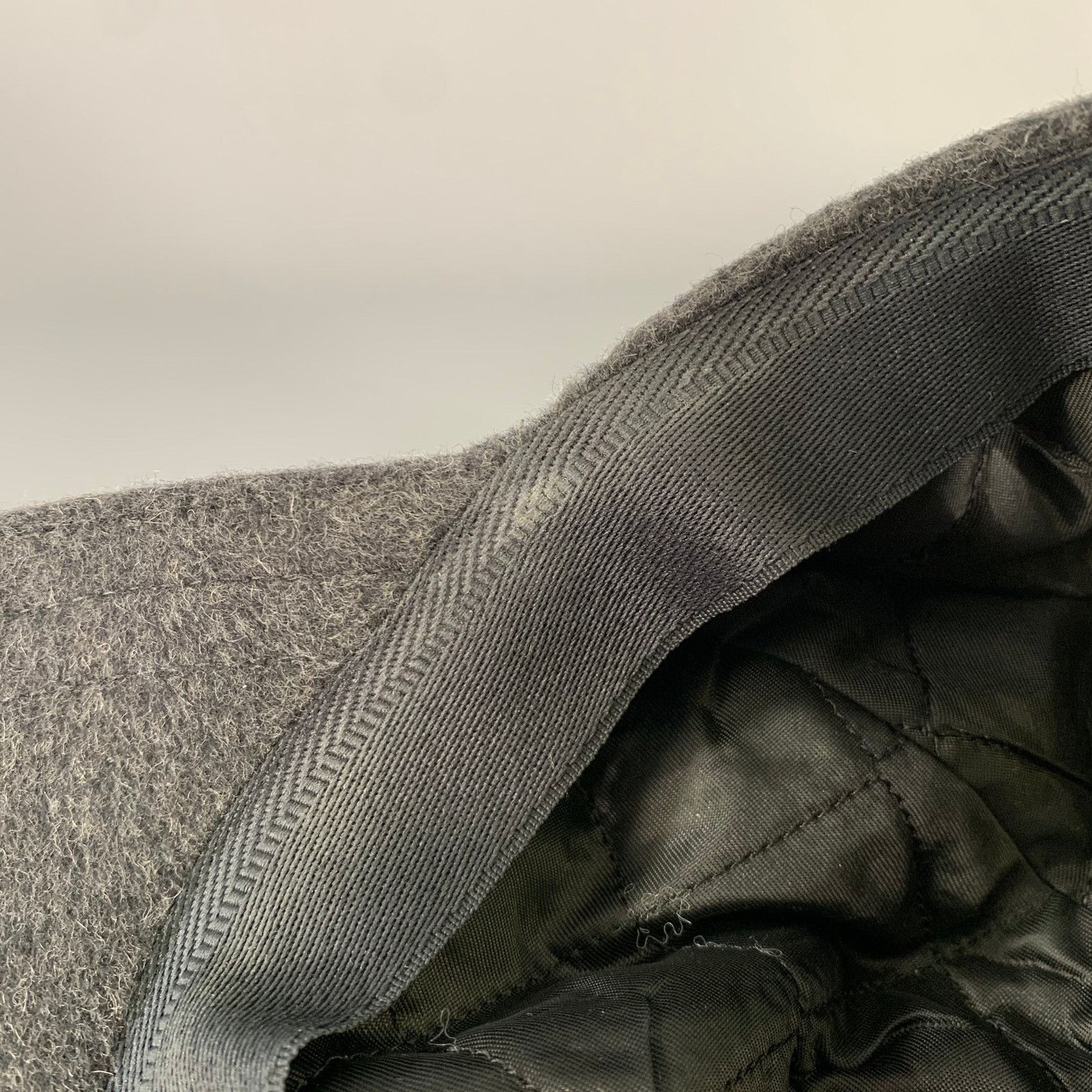 Barneys New York BARNEY'S NEW YORK Size One Size Grey Wool Hats Size ONE SIZE - 6 Thumbnail