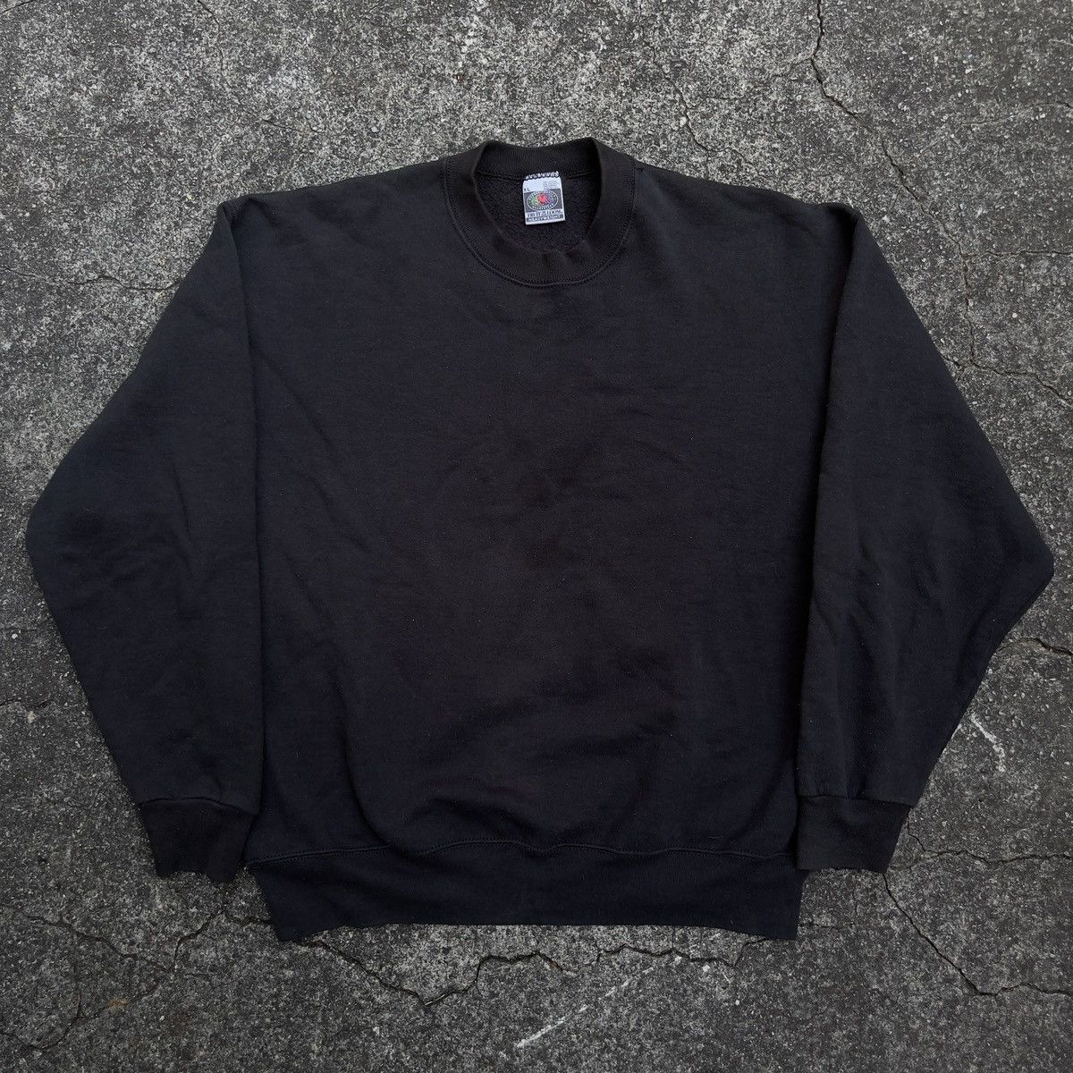 Fruit Of The Loom × Vintage Vintage 90s Faded FRUIT OF THE LOOM HEAVYWEIGHT Crewneck Size US XL / EU 56 / 4 - 1 Thumbnail