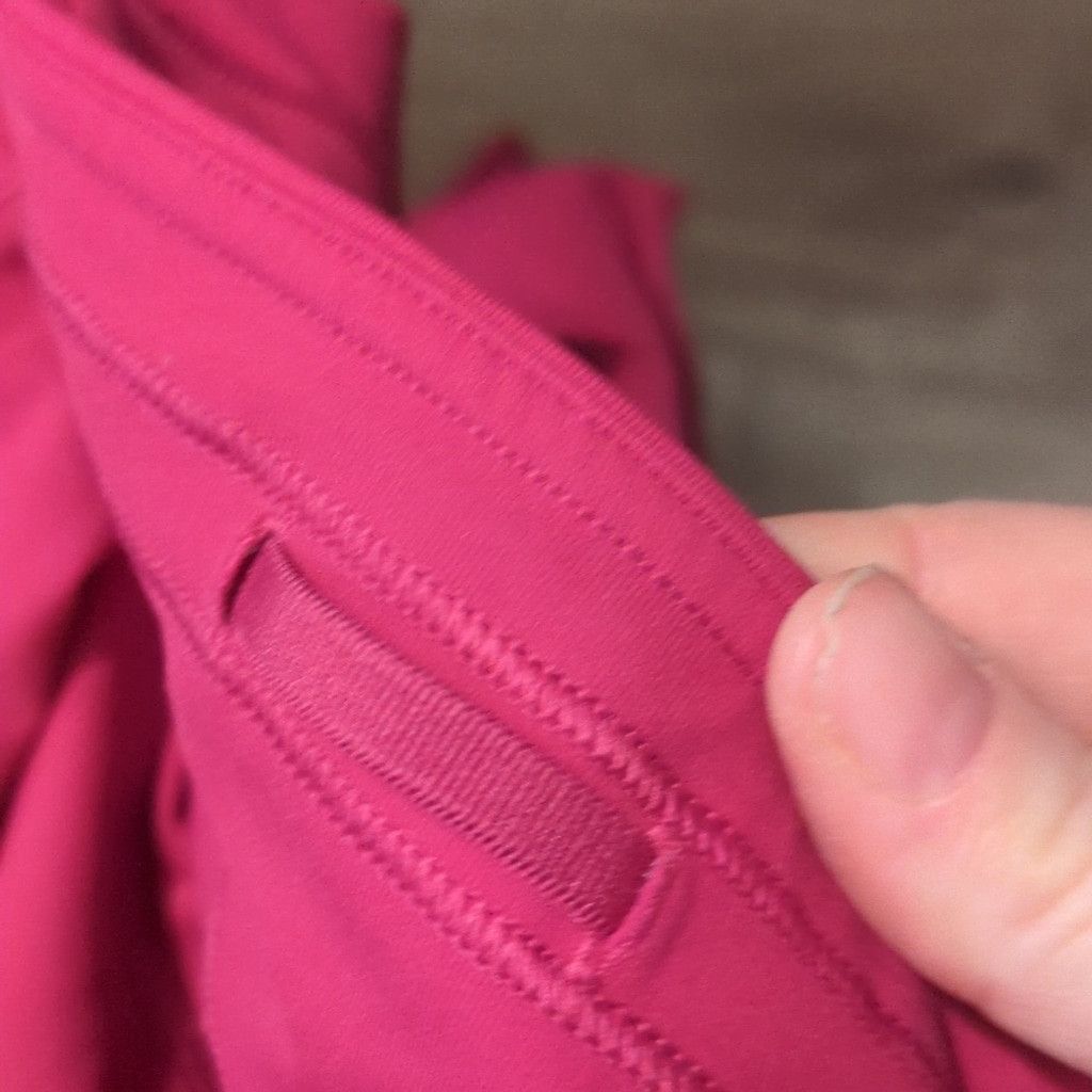 Lululemon Lululemon Swift Speed Tight Brush Luxtreme Wild Berry size 4 Size 27" / US 4 / IT 40 - 6 Thumbnail