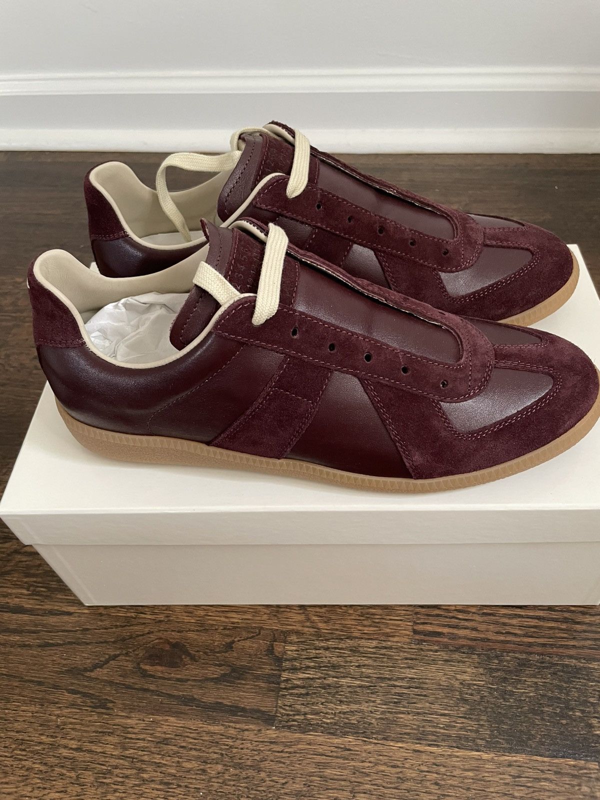 Maison Margiela Maison Margiela Replica Low Top ‘Deep Red’ — Size 42EU / 9US Size US 9 / EU 42 - 2 Thumbnail