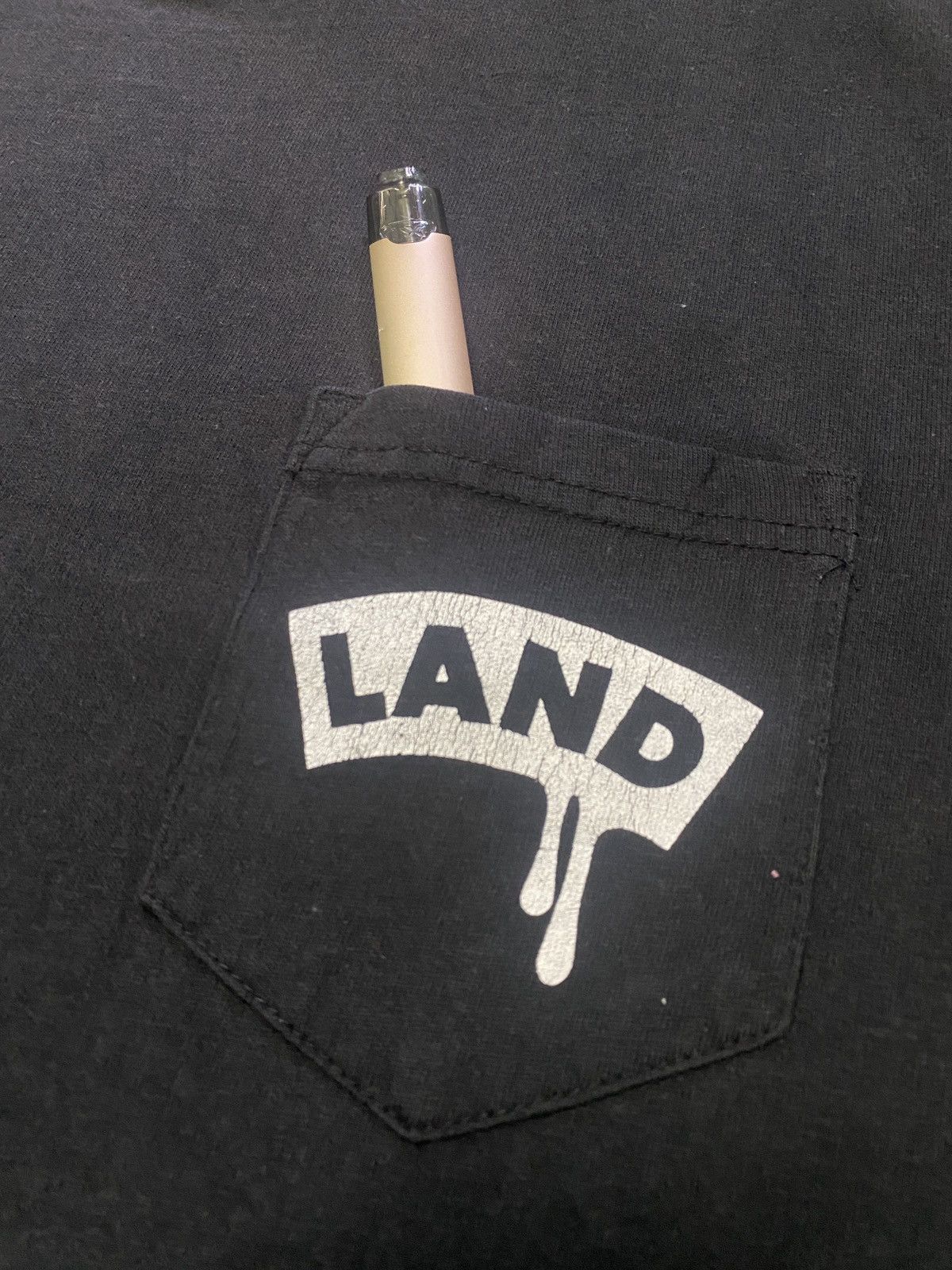 20471120 × Beauty Beast × Japanese Brand 💥RARE💥LAND BY MILKBOY LAND DRIP LOGO POKET T-SHIRT 🔥 Size US XL / EU 56 / 4 - 6 Thumbnail
