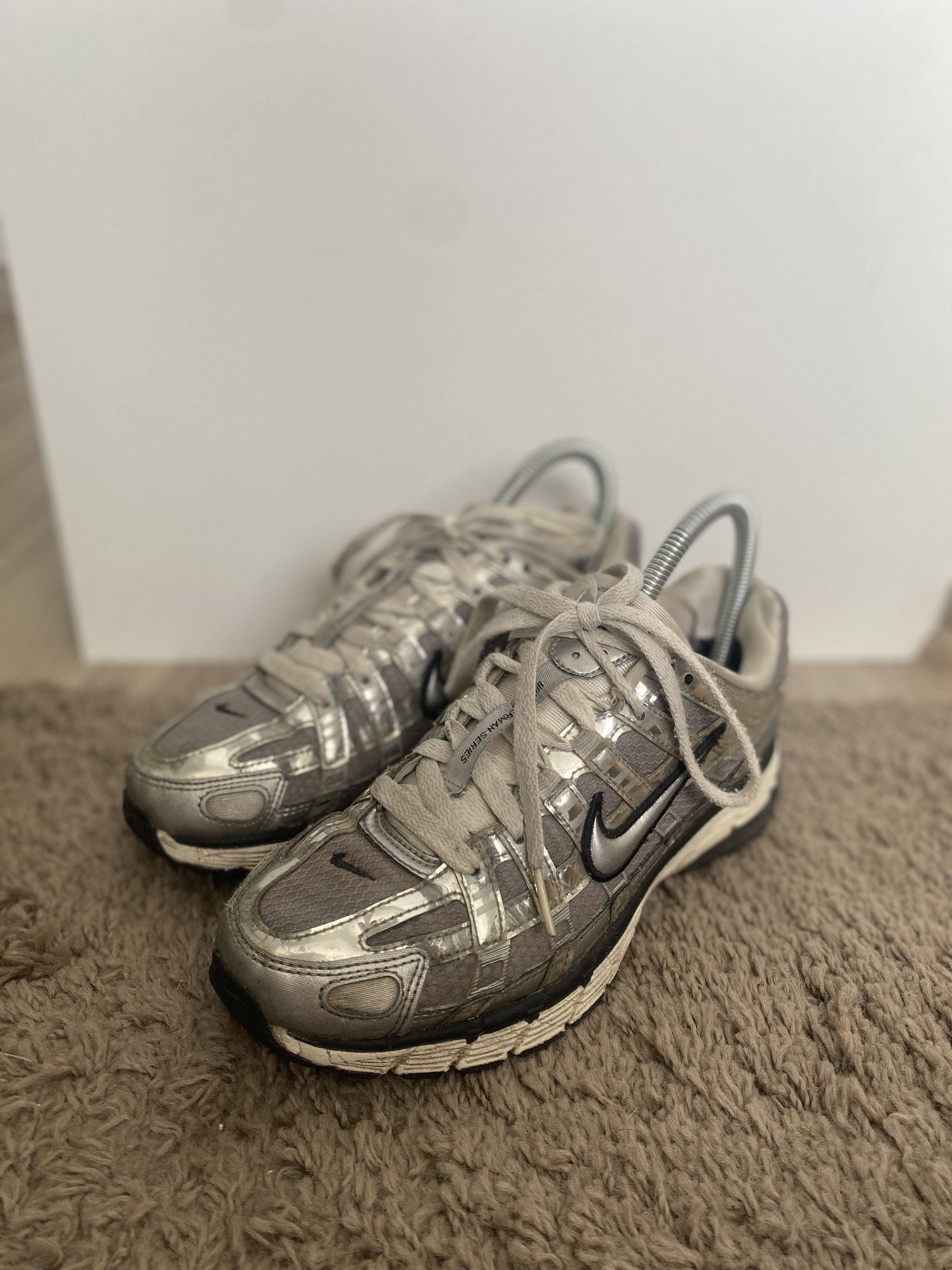Nike Nike P-6000 Metallic Silver sneakers shoes Size US 5 / IT 35 - 1 Thumbnail