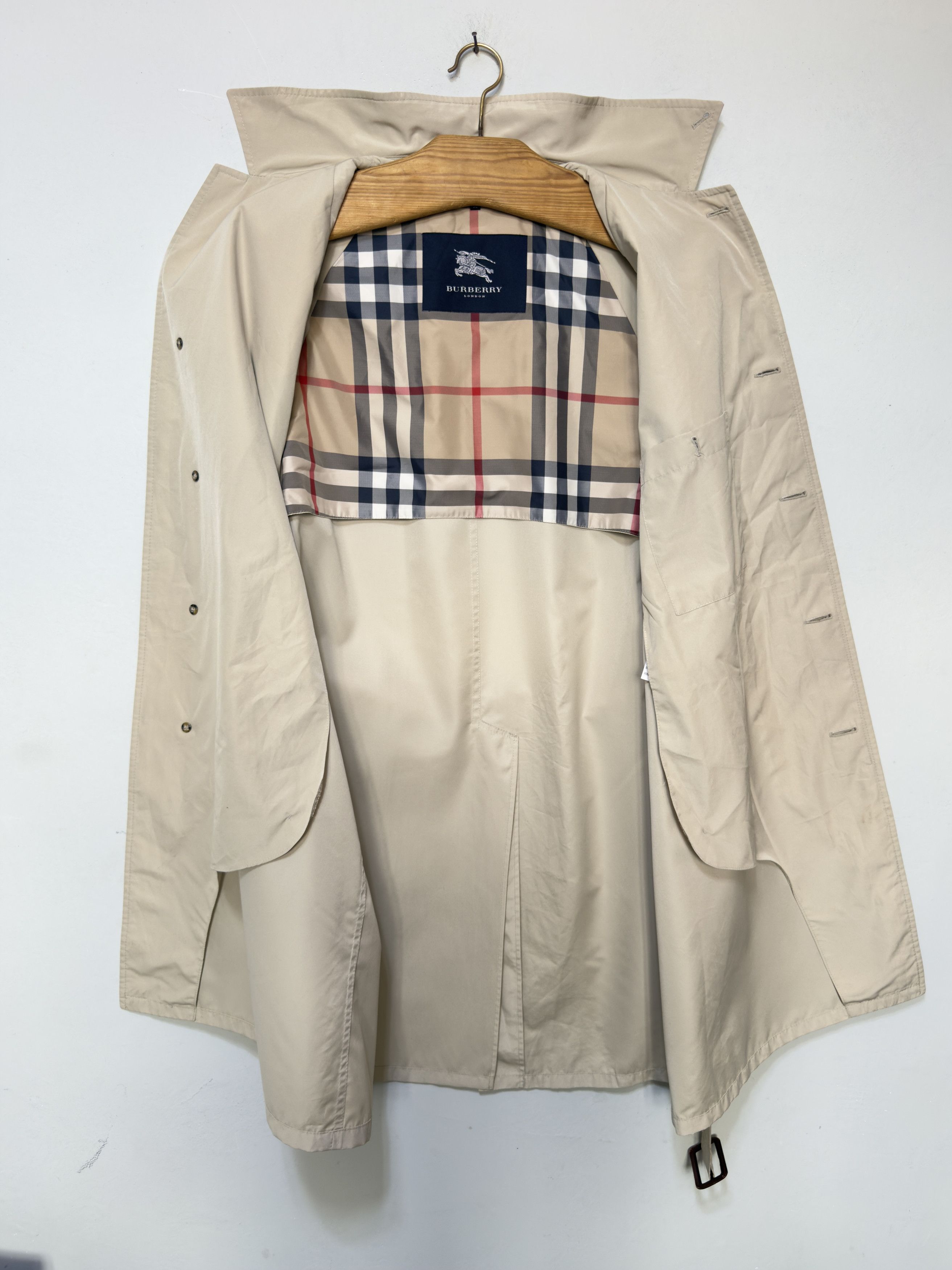 Burberry New🔥 burberry trench beige single breasted novacheck 52it Size US L / EU 52-54 / 3 - 4 Thumbnail