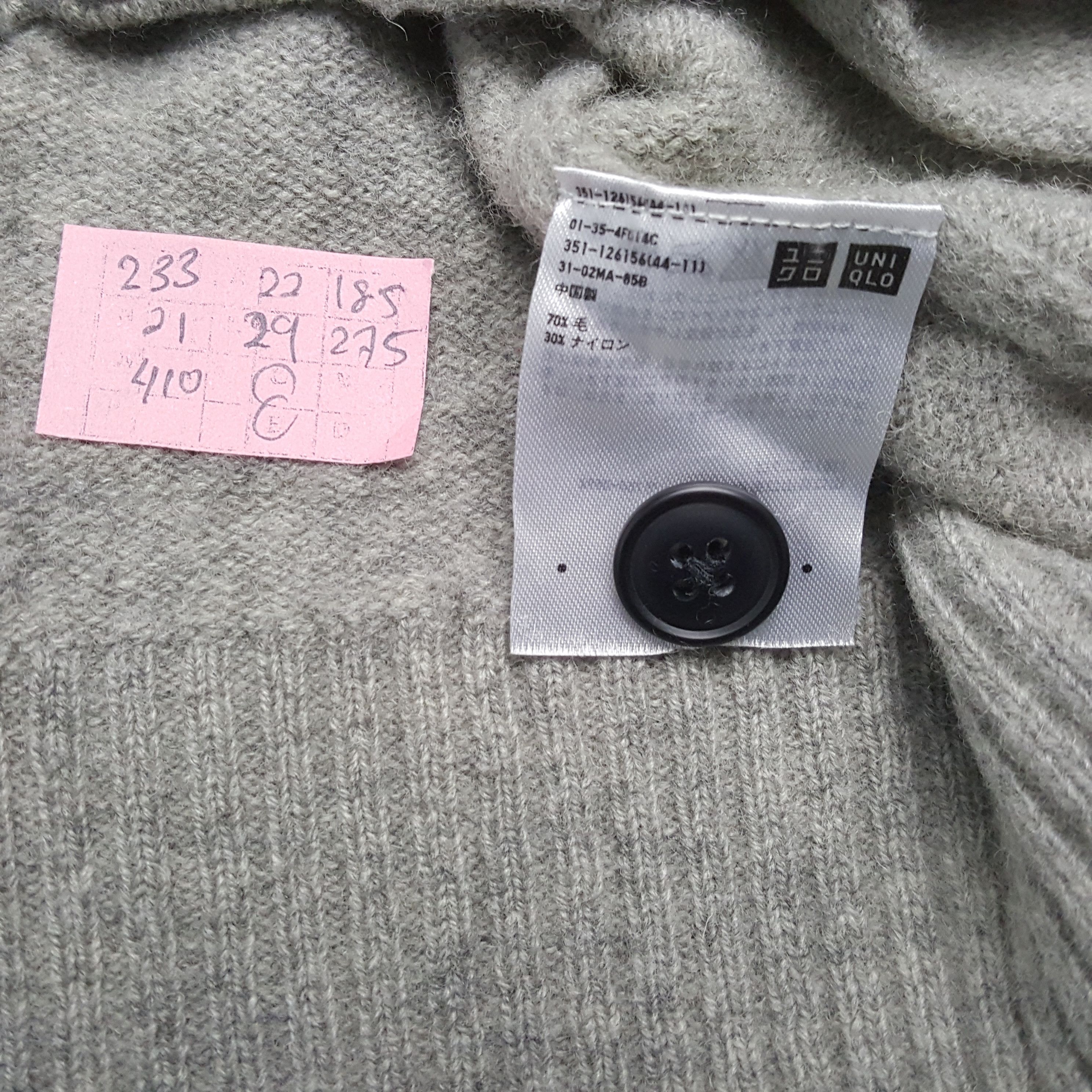 Japanese Brand × Uniqlo UNIQLO x Custom Undercover Logo Design Style Cardigan Size US M / EU 48-50 / 2 - 7 Thumbnail