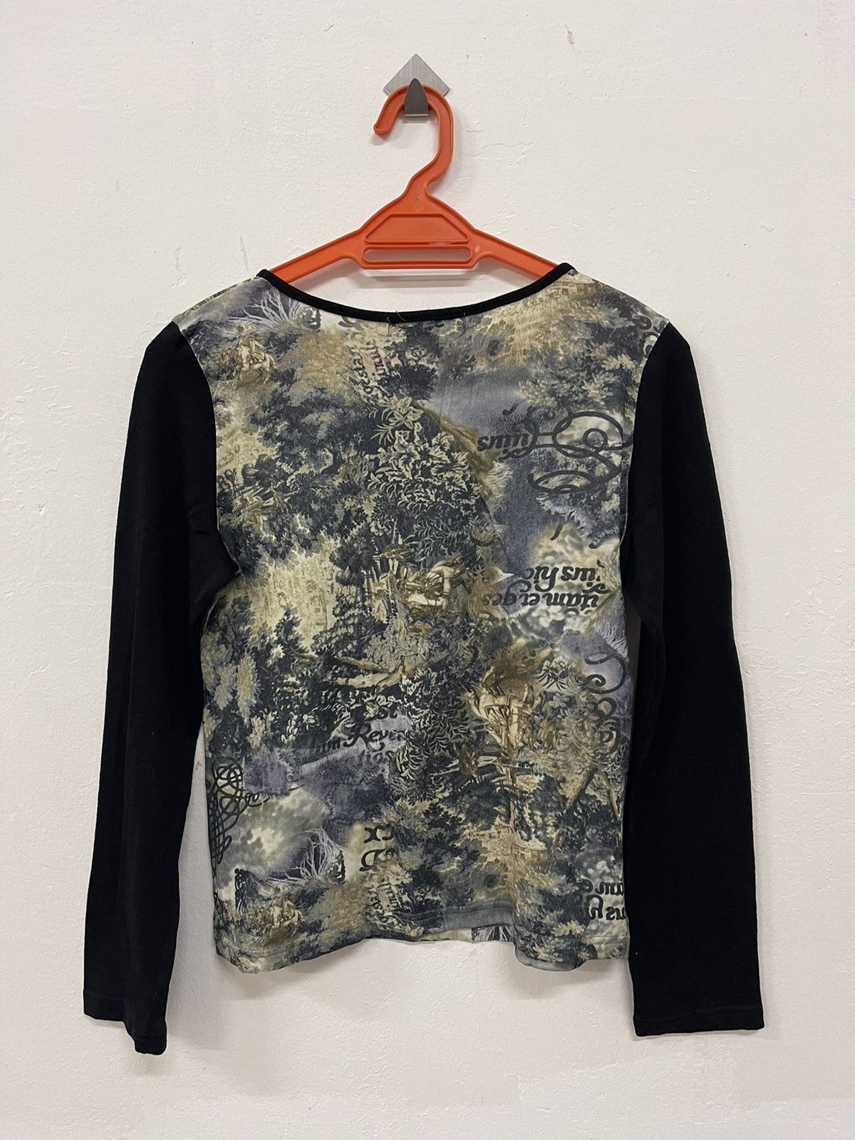 Tornado Mart Stretch Body Shirt With Abstract Design