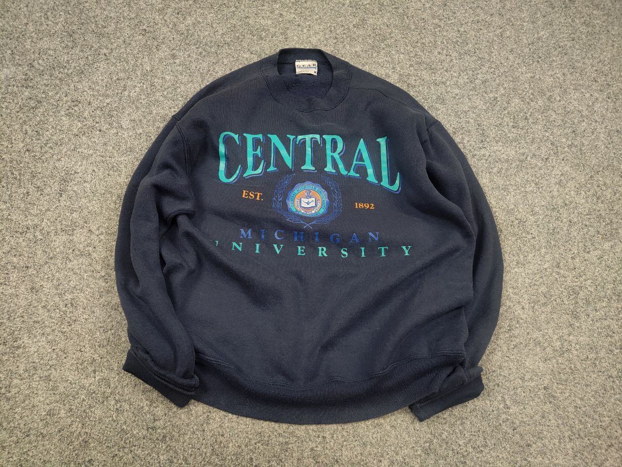 Vintage Vintage 90's michigan university Central Logo sweatshirt Size US M / EU 48-50 / 2 - 2 Thumbnail