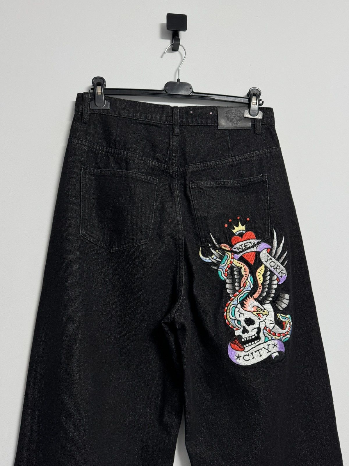 Ed Hardy Ed Hardy Black Denim Jeans Size 30 Embroidered Skull Snake Size US 30 / EU 46 - 2 Thumbnail