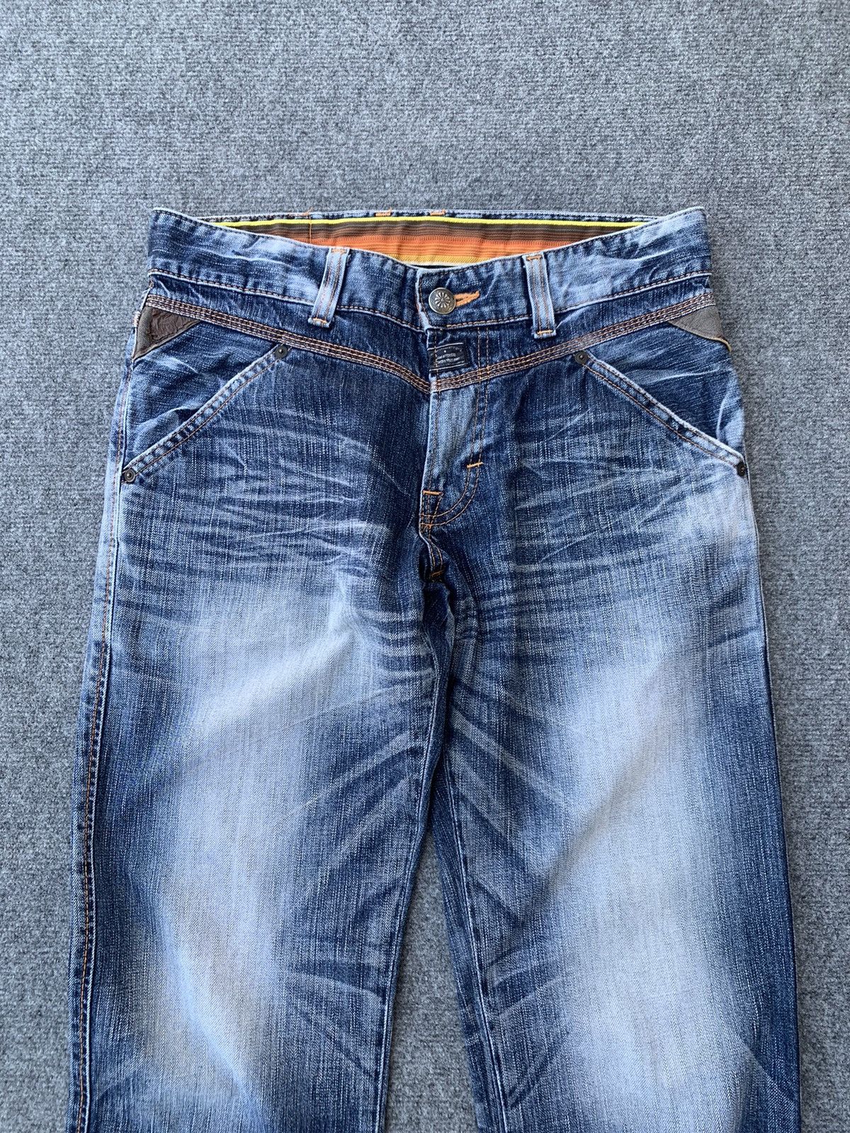 Edwin Edwin Blue Trip faded blue mud wash. Size US 31 - 7 Thumbnail