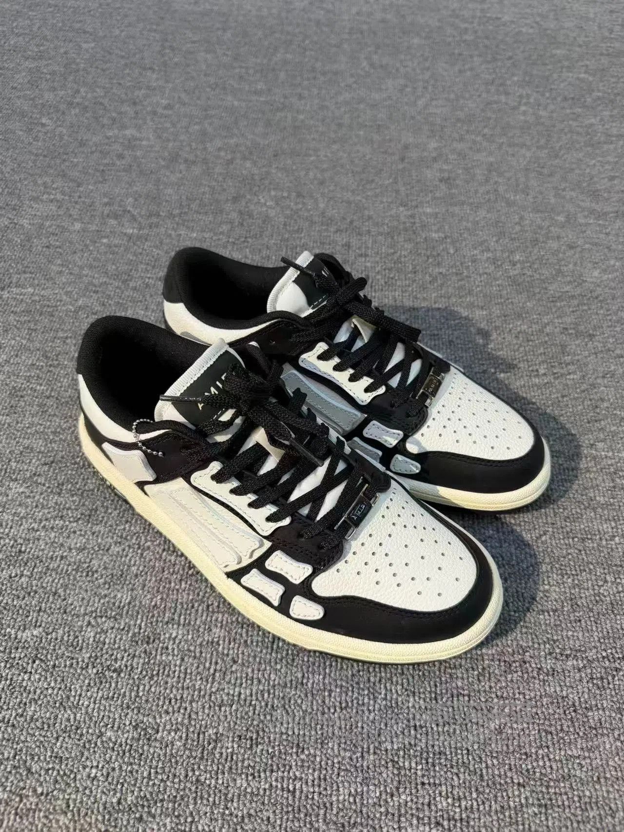 Amiri AMIRI Bone Low. Size US 6 / IT 36 - 2 Thumbnail