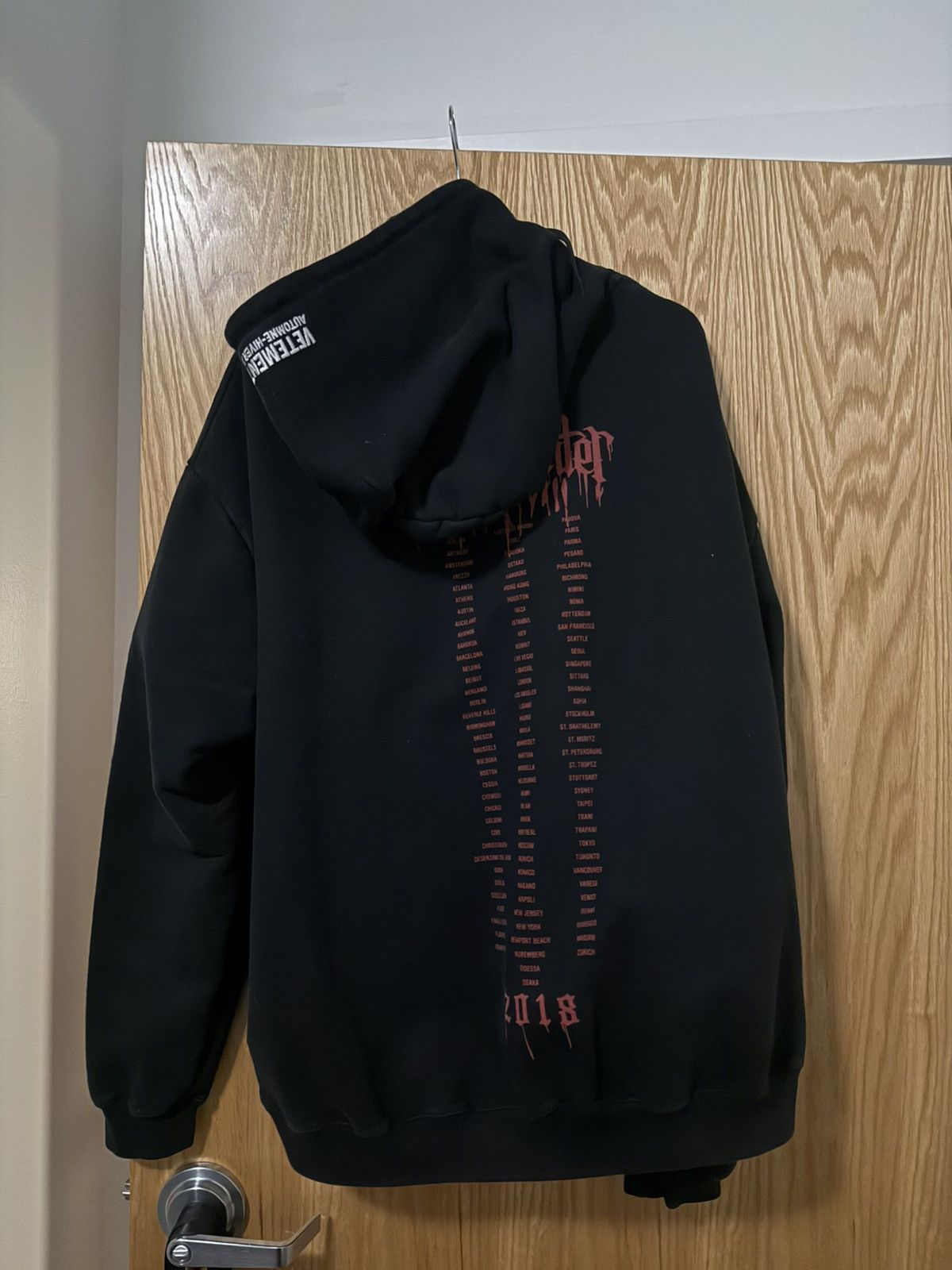 Vetements Vetements metal tour hoodie Size US XS / EU 42 / 0 - 2 Thumbnail