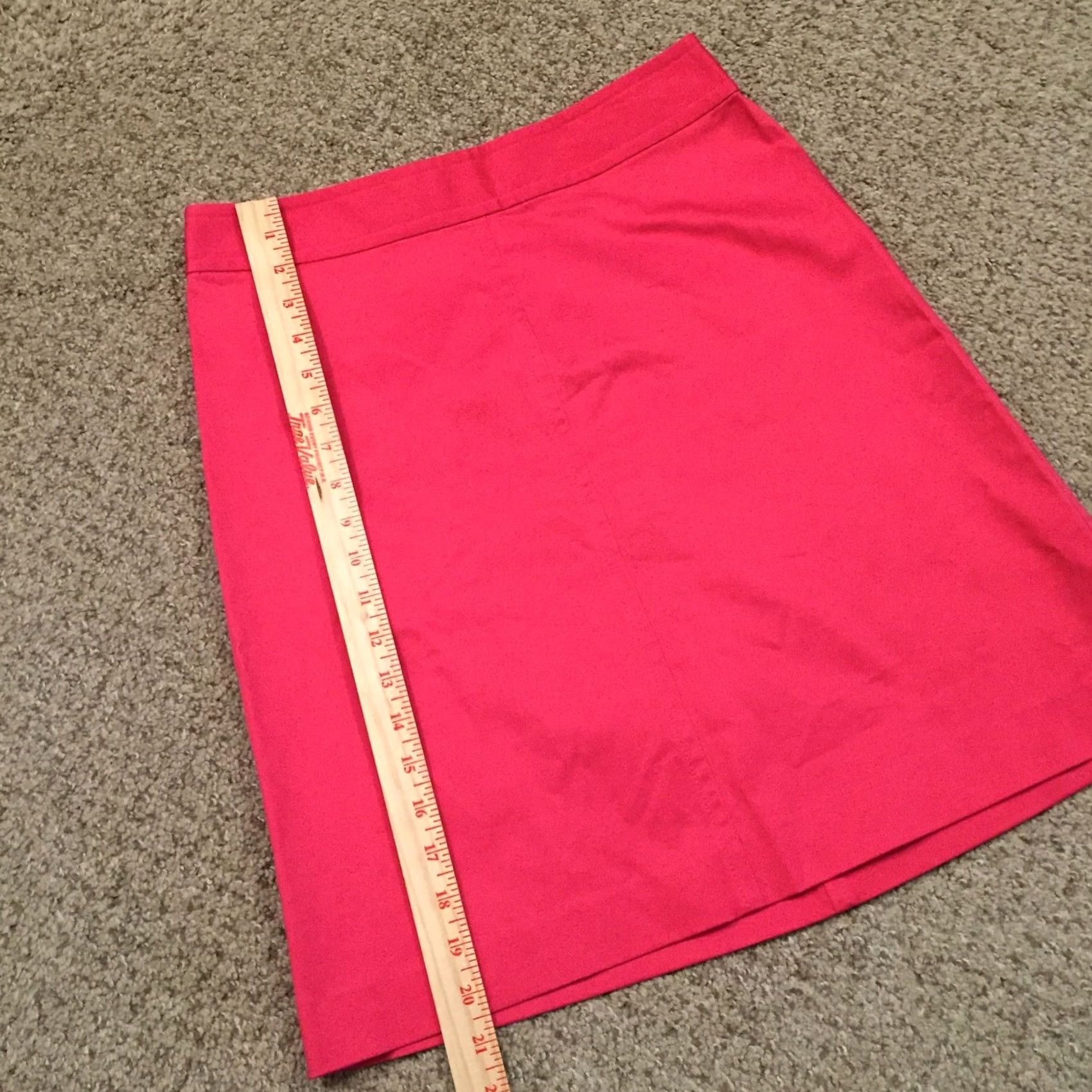 Banana Republic Banana Republic Skirt Size 4 Pink Stretch Unlined Size 27" / US 4 / IT 40 - 4 Thumbnail