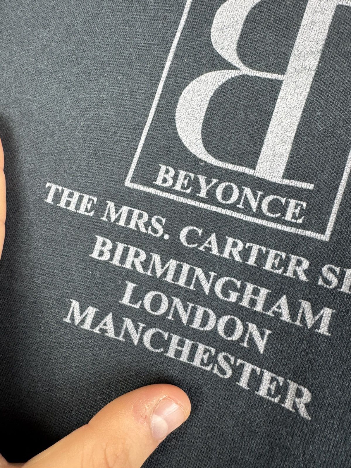 Beyonce Vintage Beyonce The Mrs. Carter Show T-shirt Size US L / EU 52-54 / 3 - 21 Thumbnail