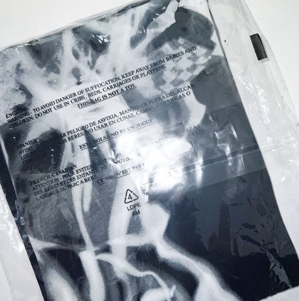 Yeat Yeat 2Alive Tee Condition Size US S / EU 44-46 / 1 - 6 Thumbnail